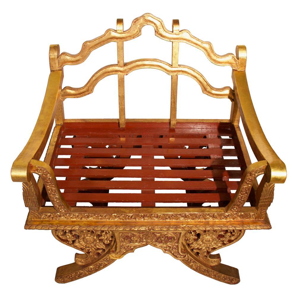 Feuille d'or Chaise de méditation thaïlandaise vintage de style Howdah en vente