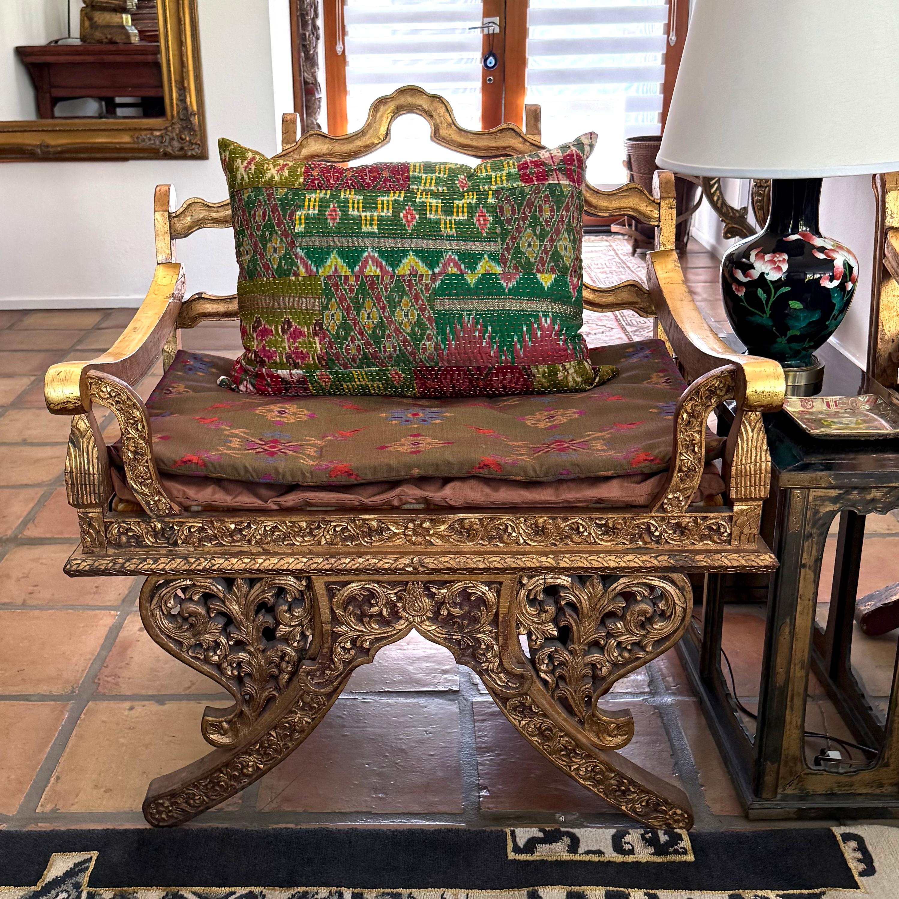 Vintage Thai Howdah-style Meditation Chair For Sale 3