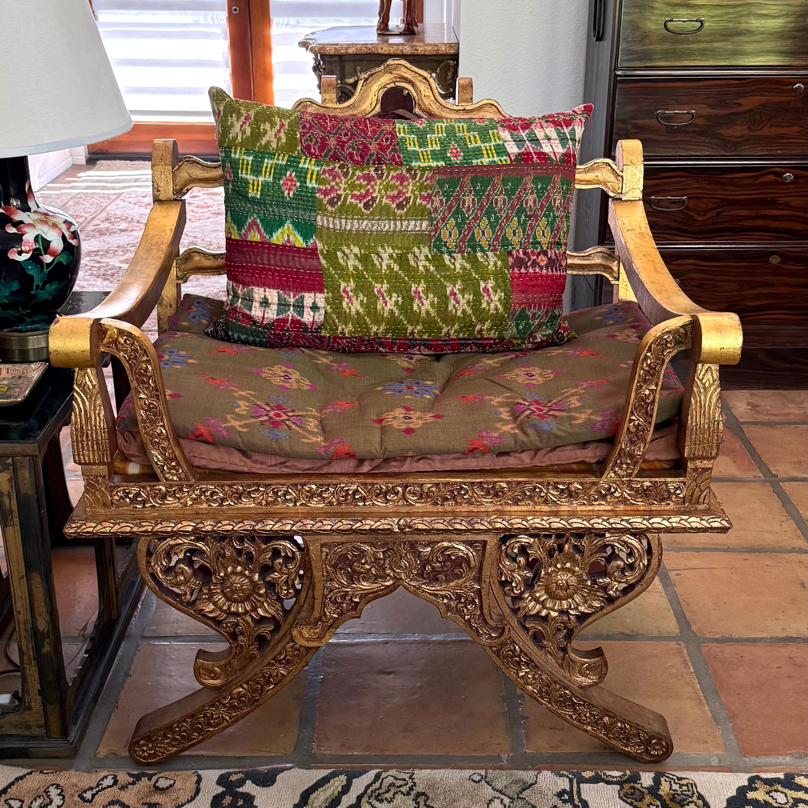 Vintage Thai Howdah-style Meditation Chair For Sale 6