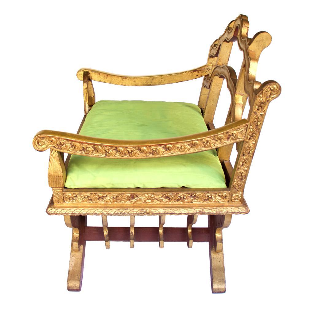 Vintage Thai Howdah-style Meditation Chair In Good Condition For Sale In Point Richmond, CA