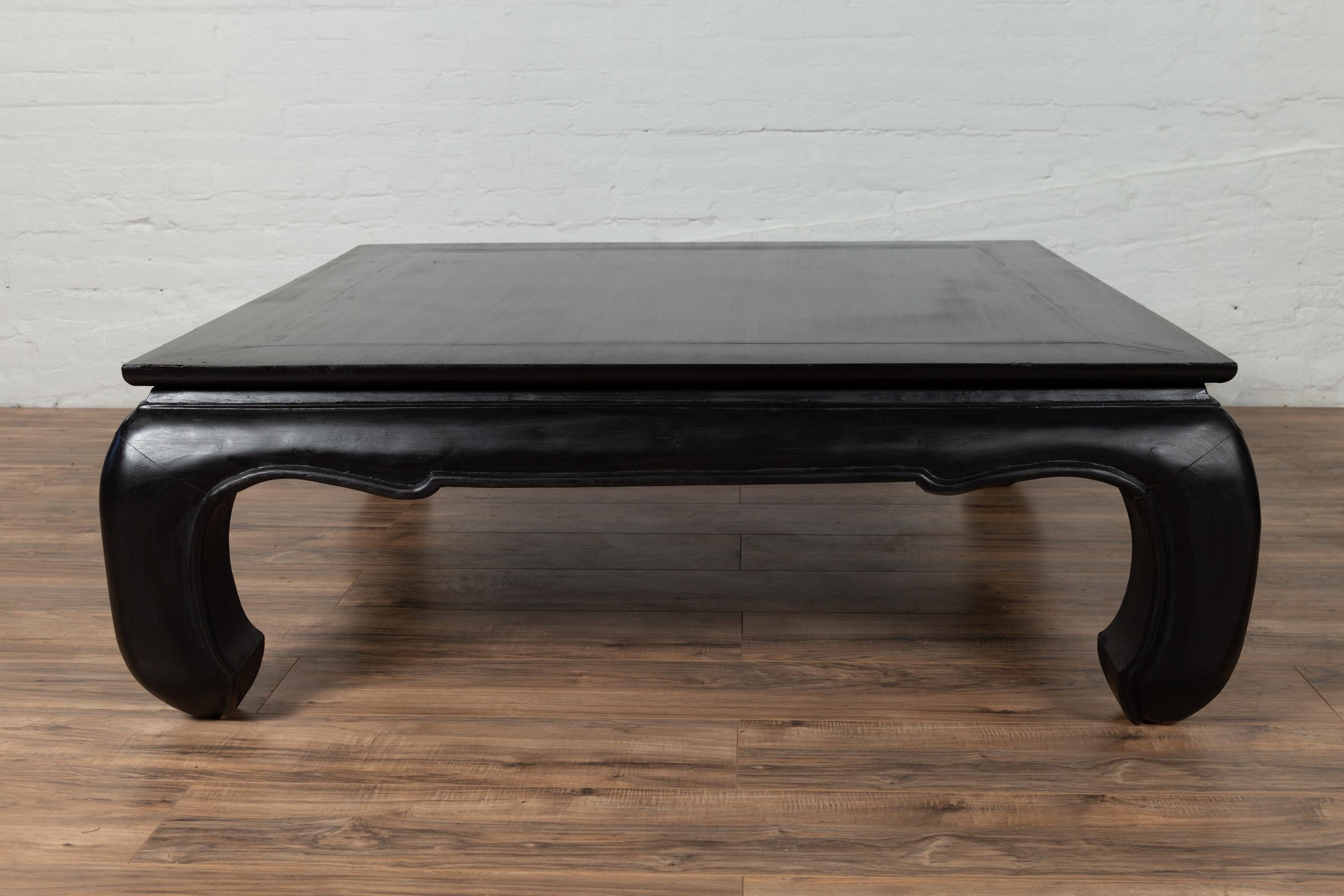 Vintage Thai Teak Coffee Table with Bulging Chow Legs and Black Lacquer 8