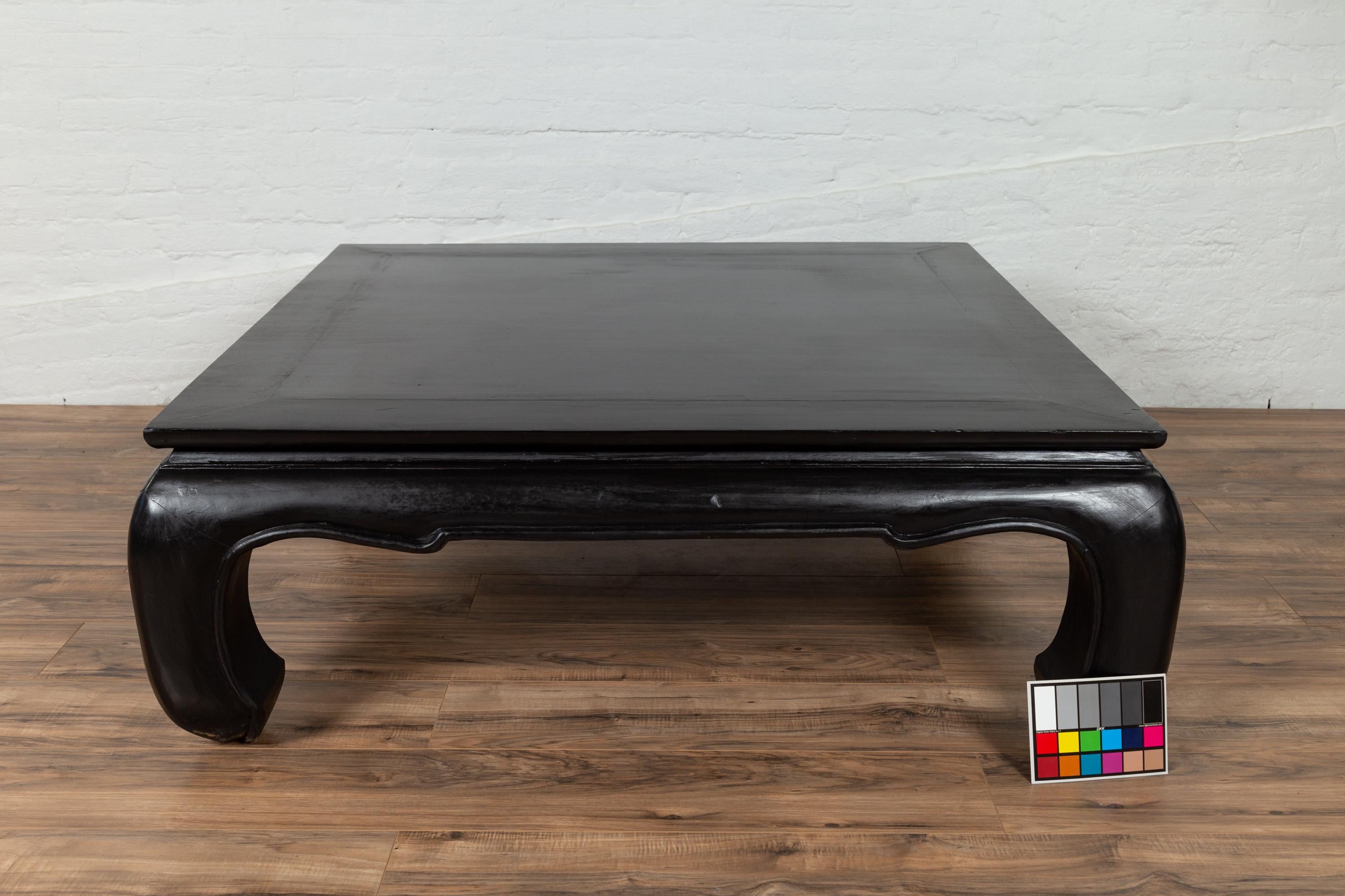 Vintage Thai Teak Coffee Table with Bulging Chow Legs and Black Lacquer 9