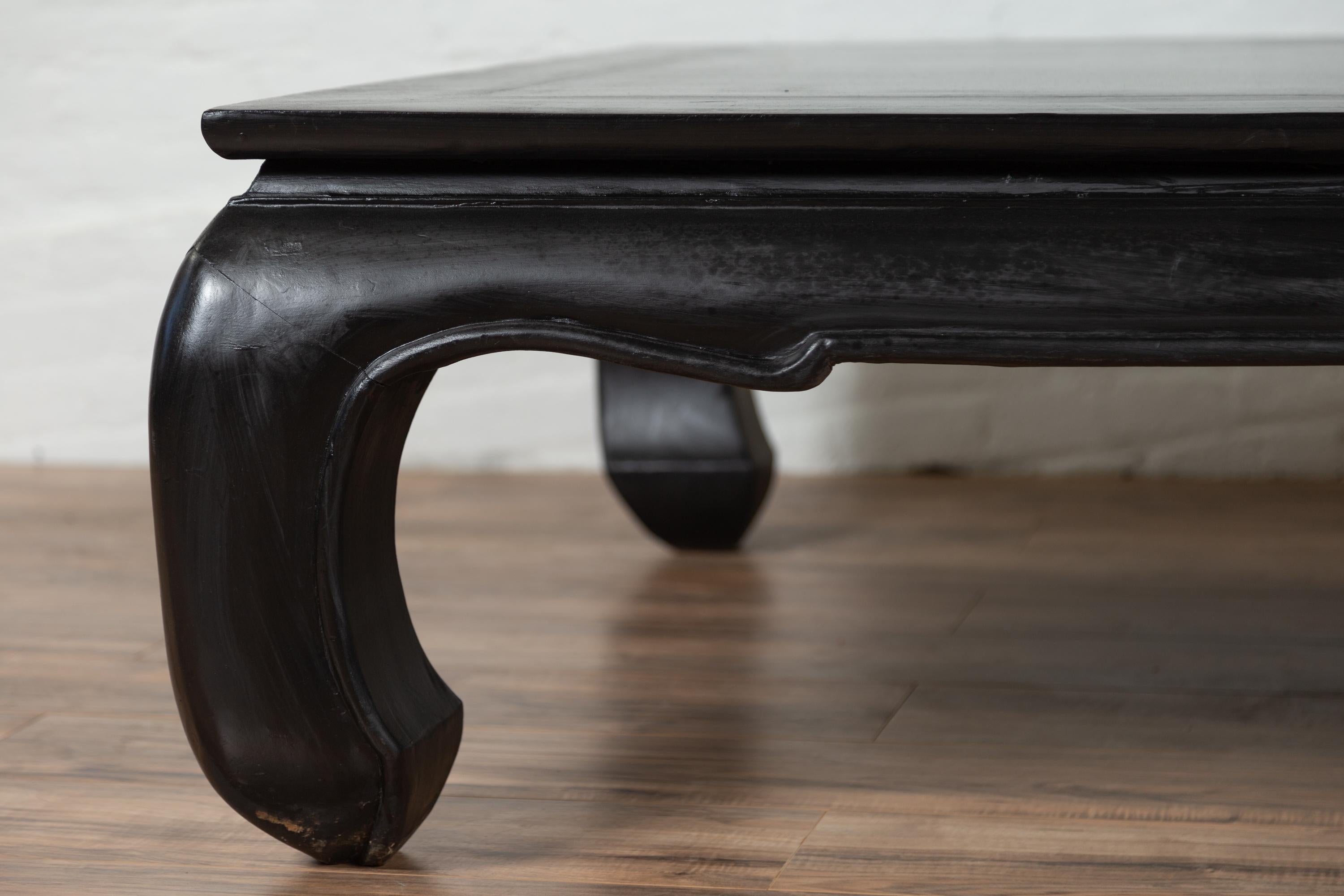 Lacquered Vintage Thai Teak Coffee Table with Bulging Chow Legs and Black Lacquer