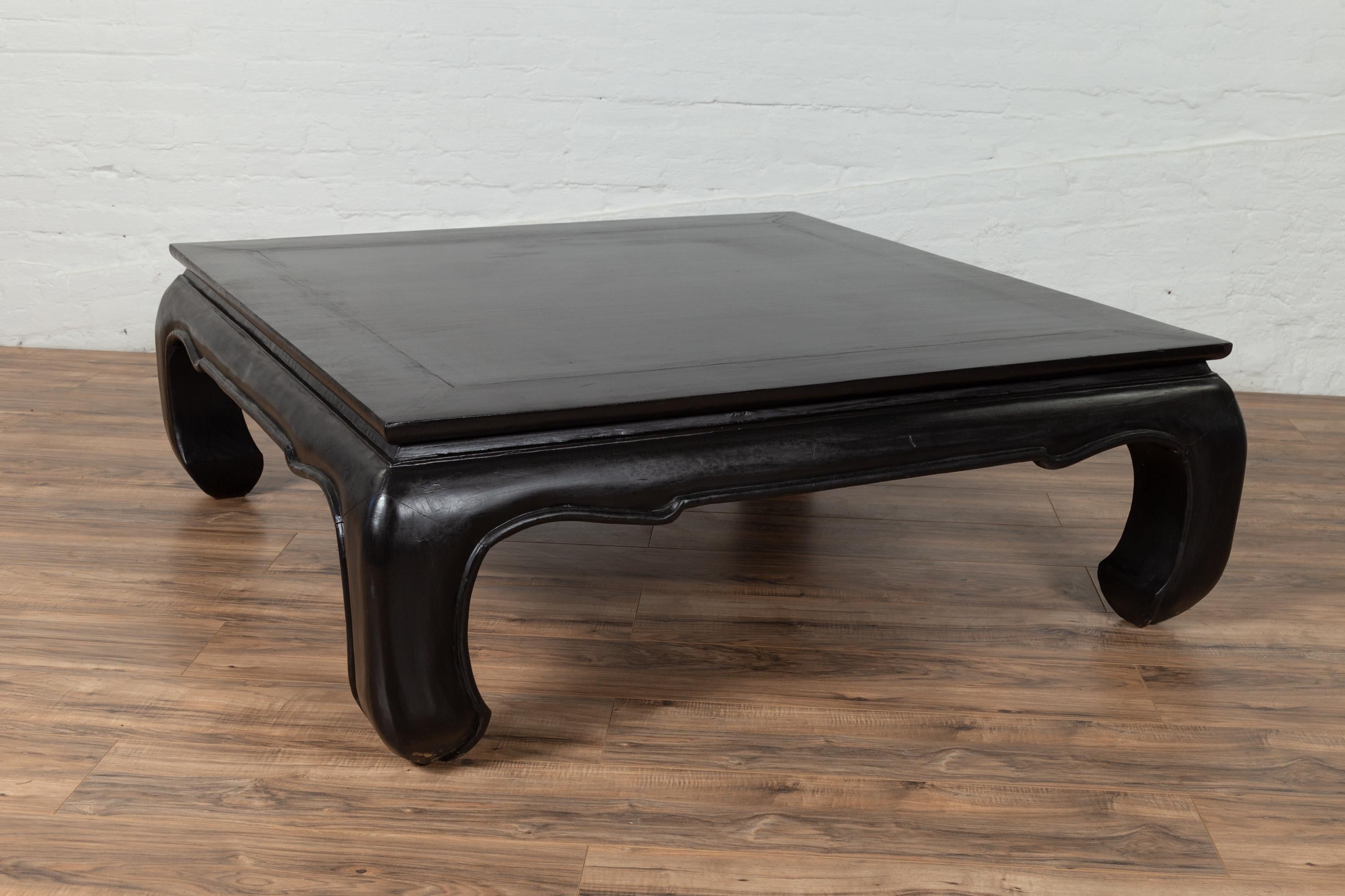 Vintage Thai Teak Coffee Table with Bulging Chow Legs and Black Lacquer 2