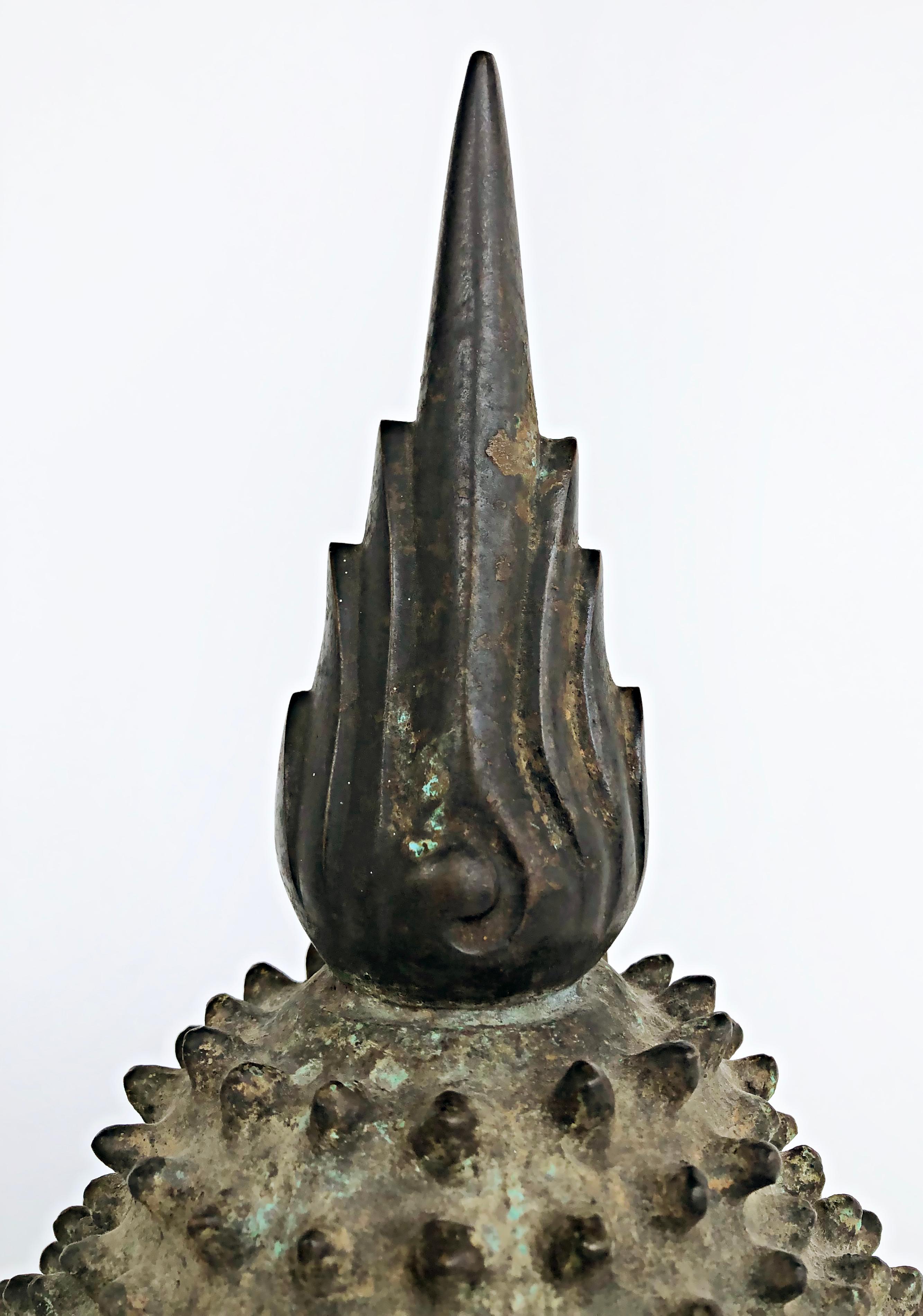 Vintage Thailand Bronze Buddha Sculpture on Plinth, Dark Green Patina For Sale 6