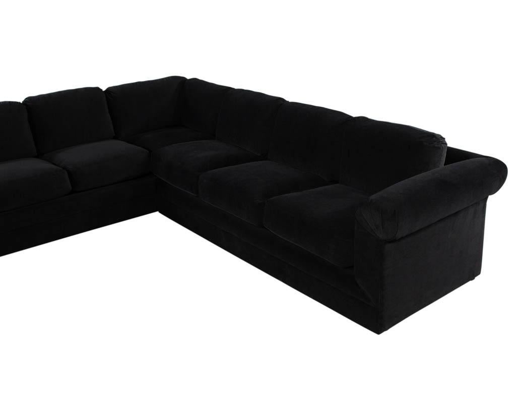 Thayer Coggin Directional Schwarzes Samt-Sofa im Zustand „Hervorragend“ im Angebot in North York, ON