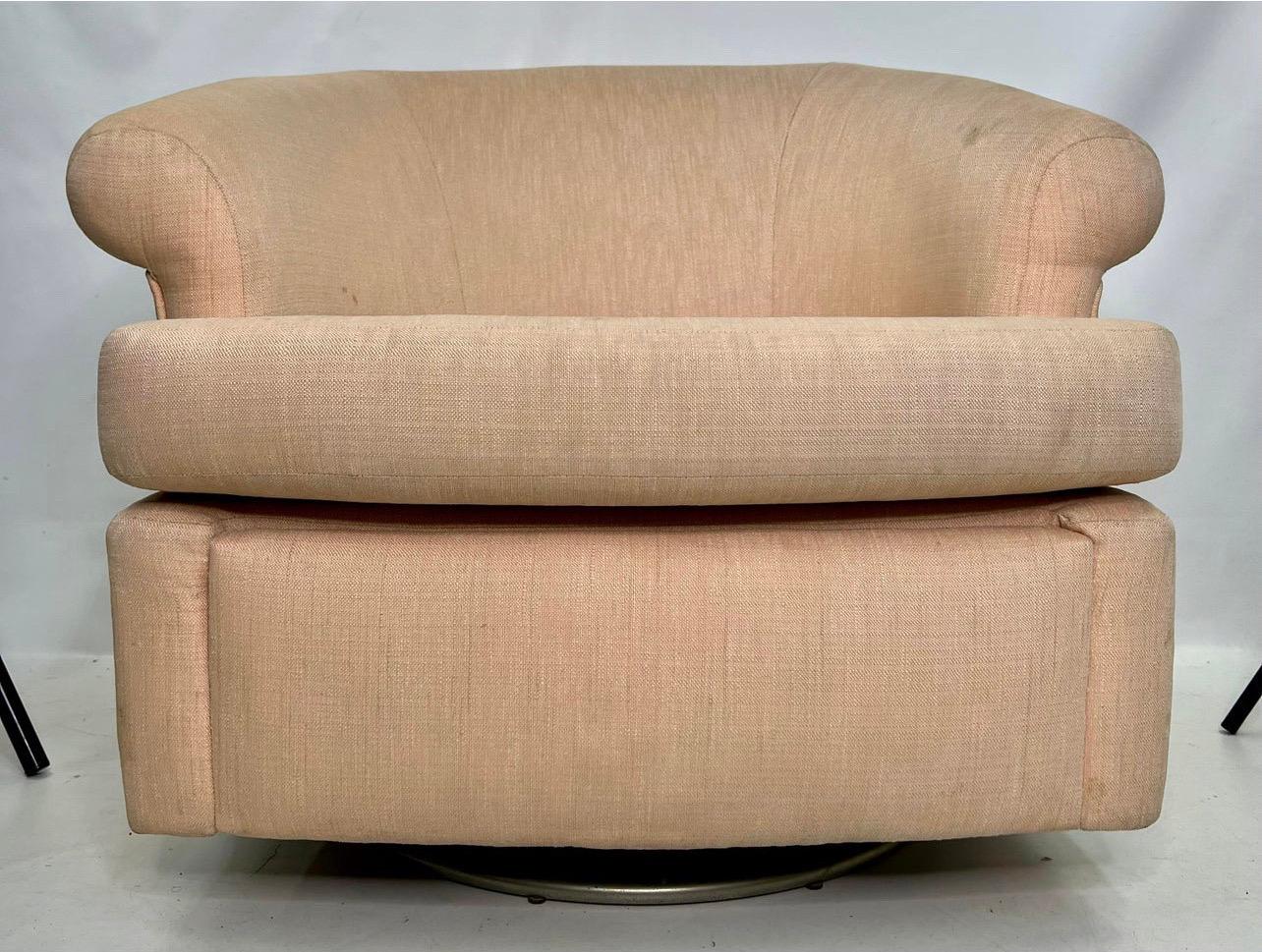 Vintage Thayer Coggin recliner lounge chair.