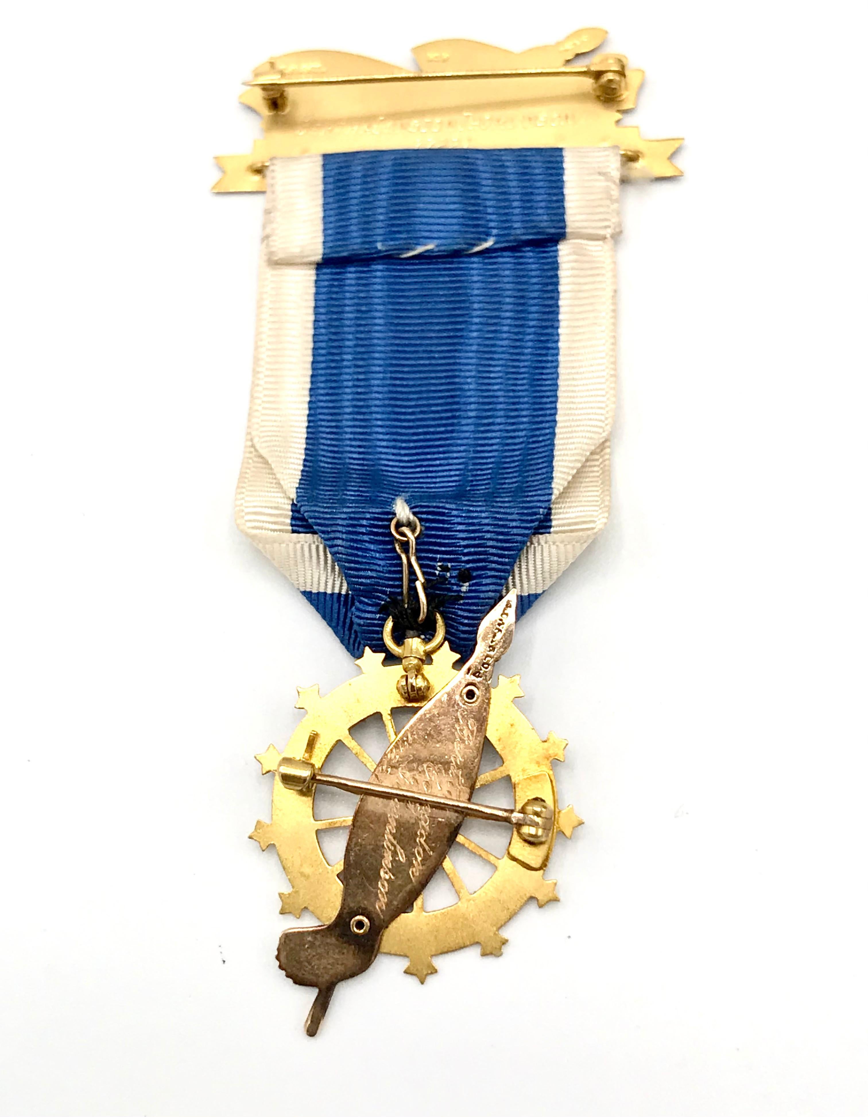 daughters of the american revolution medal