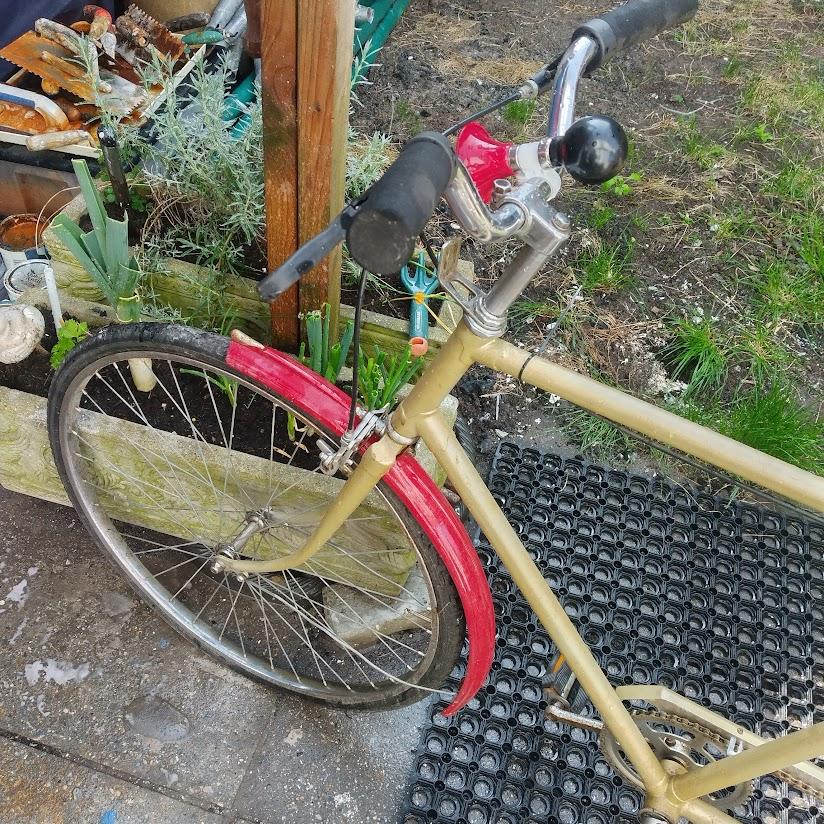 Vintage The Raleigh Gold/Red Tandem Steel Bicycle For Sale 5