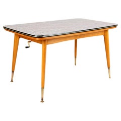 The Rockabilly table vintage des années 1960