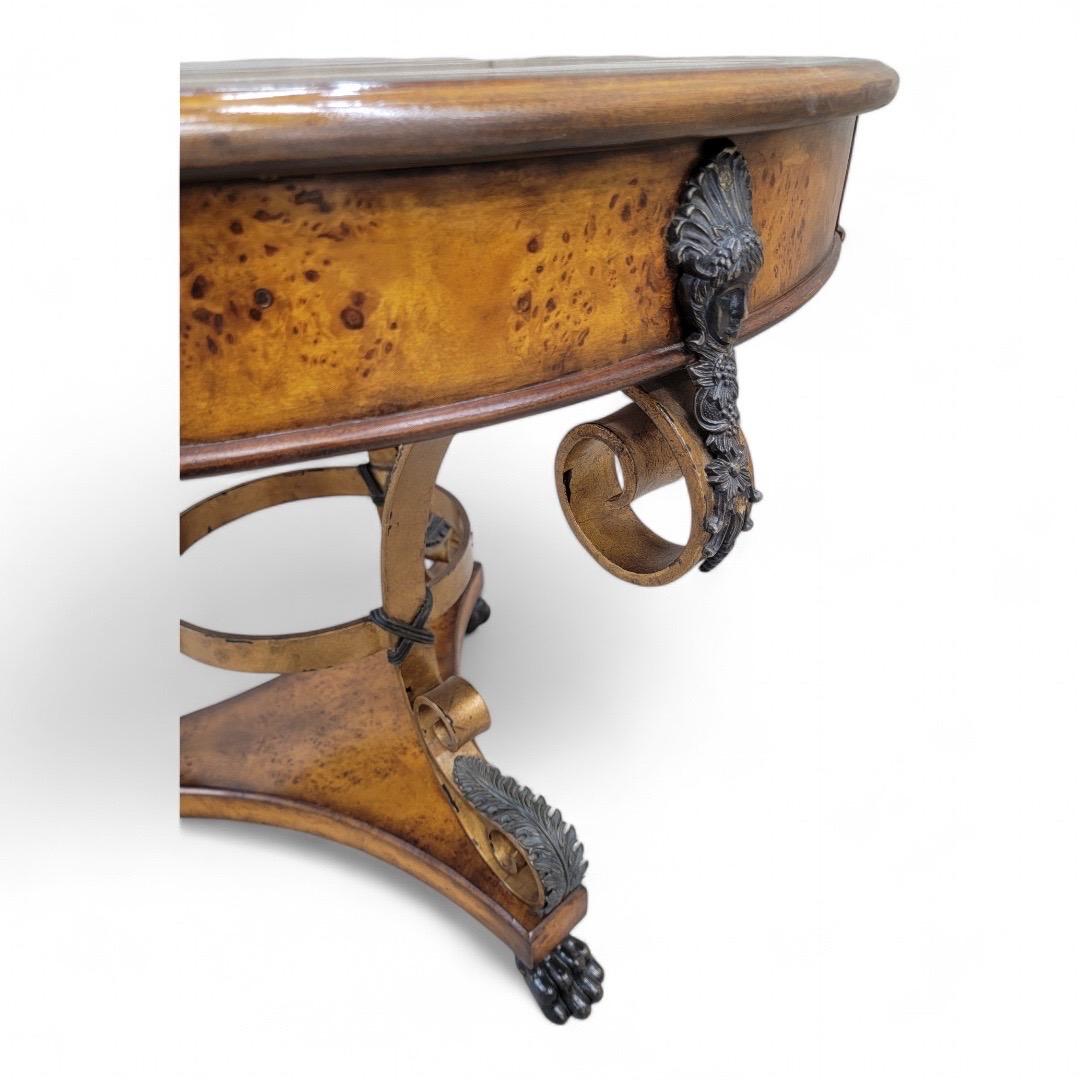 Table vintage Theodore Alexander Caryatid Iron & Walnut Burl Round Drum Paw Foot Bon état - En vente à Chicago, IL