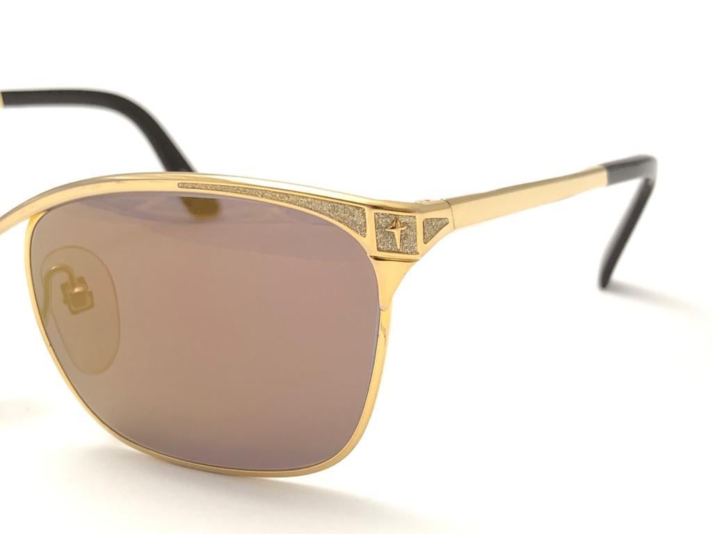 Lunettes de soleil vintage Thierry Mugler 25 711 Brown Lenses Medium Size 1980's Paris Sunglasses en vente 1