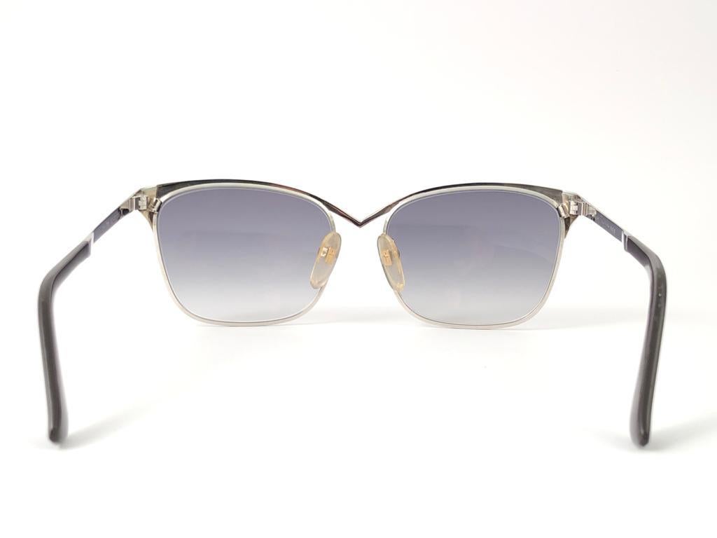 Vintage Thierry Mugler 25 711  Medium Size 1980's Paris Sunglasses For Sale 5
