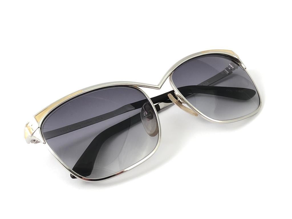 Vintage Thierry Mugler 25 711  Medium Size 1980's Paris Sunglasses For Sale 6