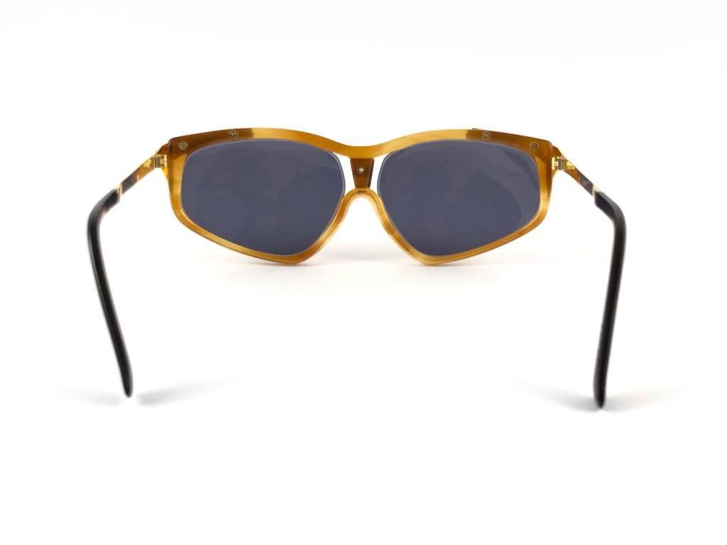 Women's or Men's Vintage Thierry Mugler 25 723 Tortoise Cat Eye Medium 1980's Paris Sunglasses For Sale