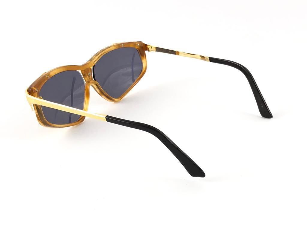 Vintage Thierry Mugler 25 723 Tortoise Cat Eye Medium 1980's Paris Sunglasses For Sale 2