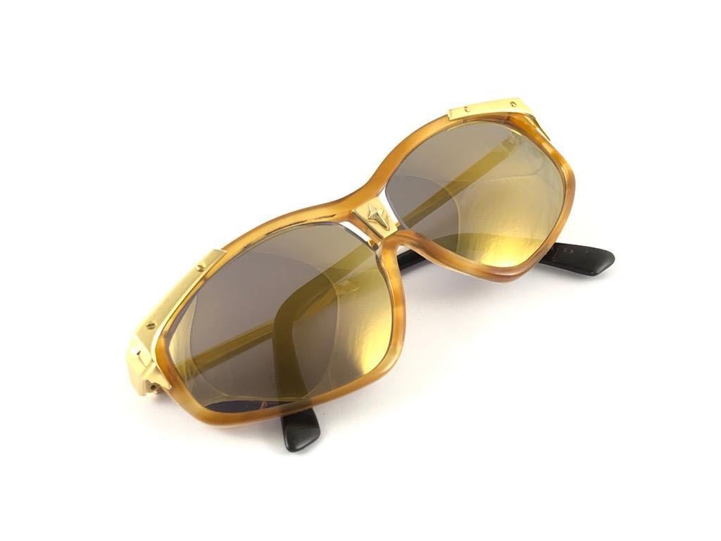 Vintage Thierry Mugler 25 723 Tortoise Cat Eye Medium 1980's Paris Sunglasses For Sale 3