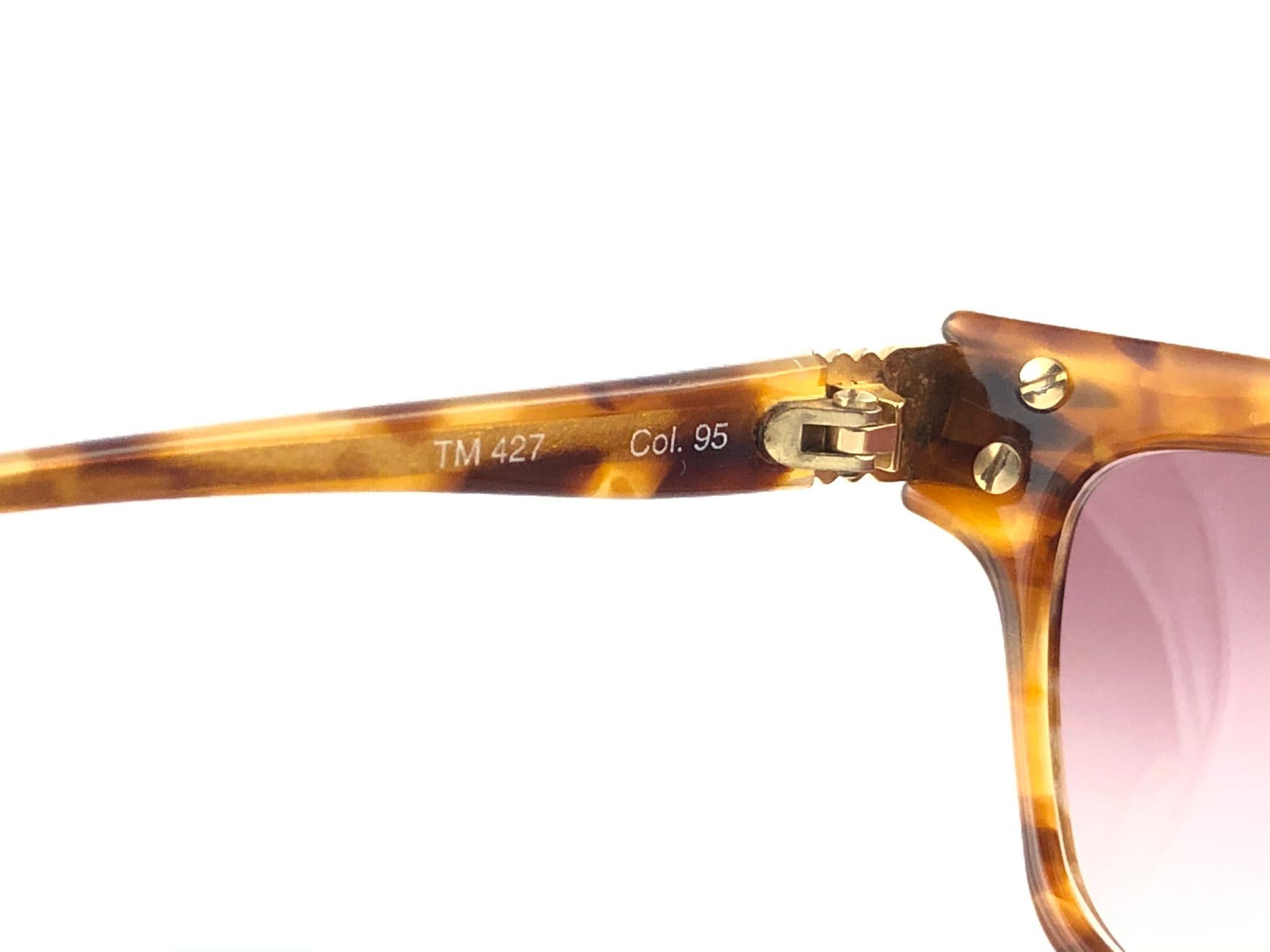 Brown Vintage Thierry Mugler 427 Tortoise Cat Eye Medium Size 1980's Paris Sunglasses For Sale