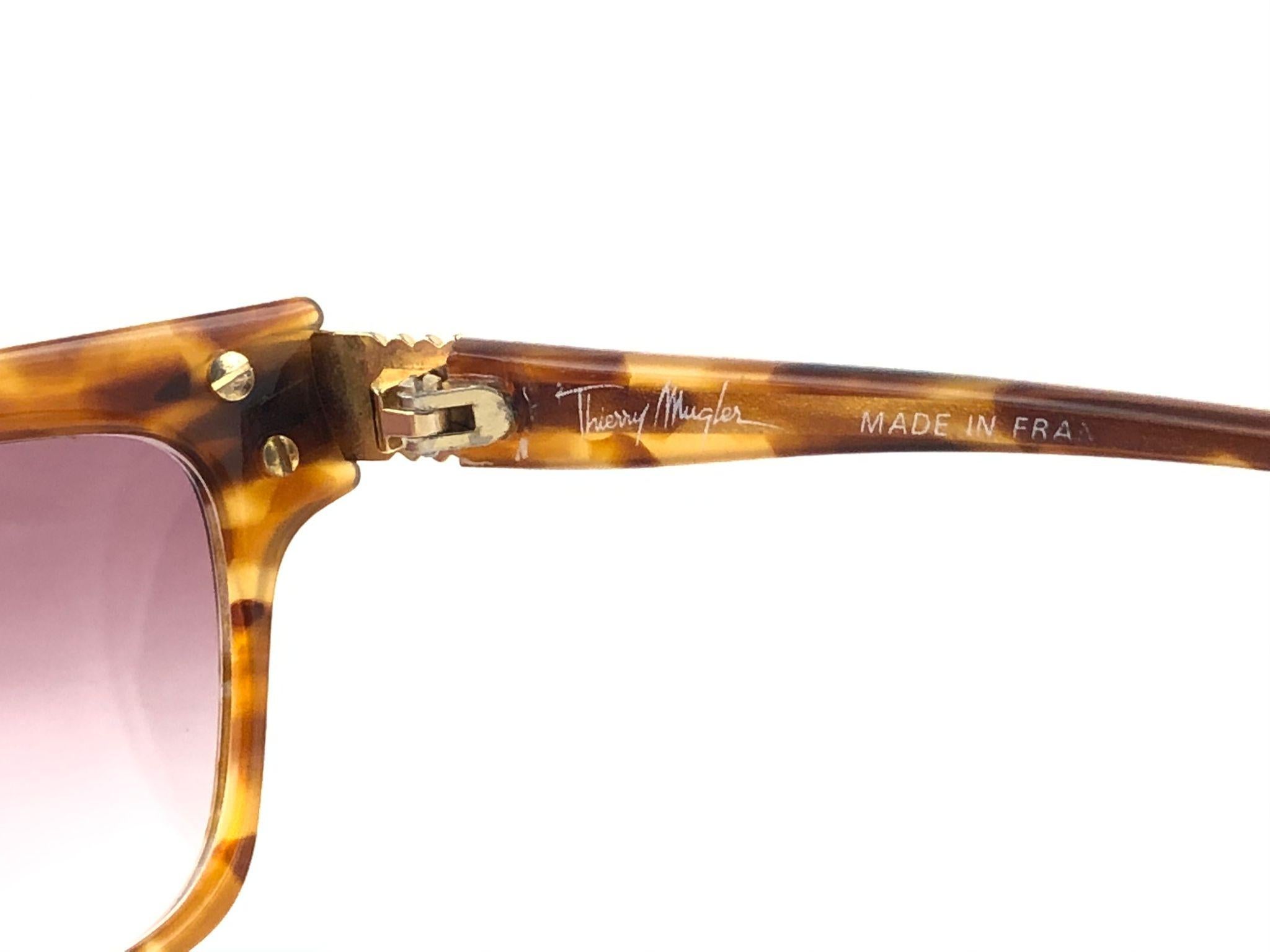 Women's or Men's Vintage Thierry Mugler 427 Tortoise Cat Eye Medium Size 1980's Paris Sunglasses For Sale