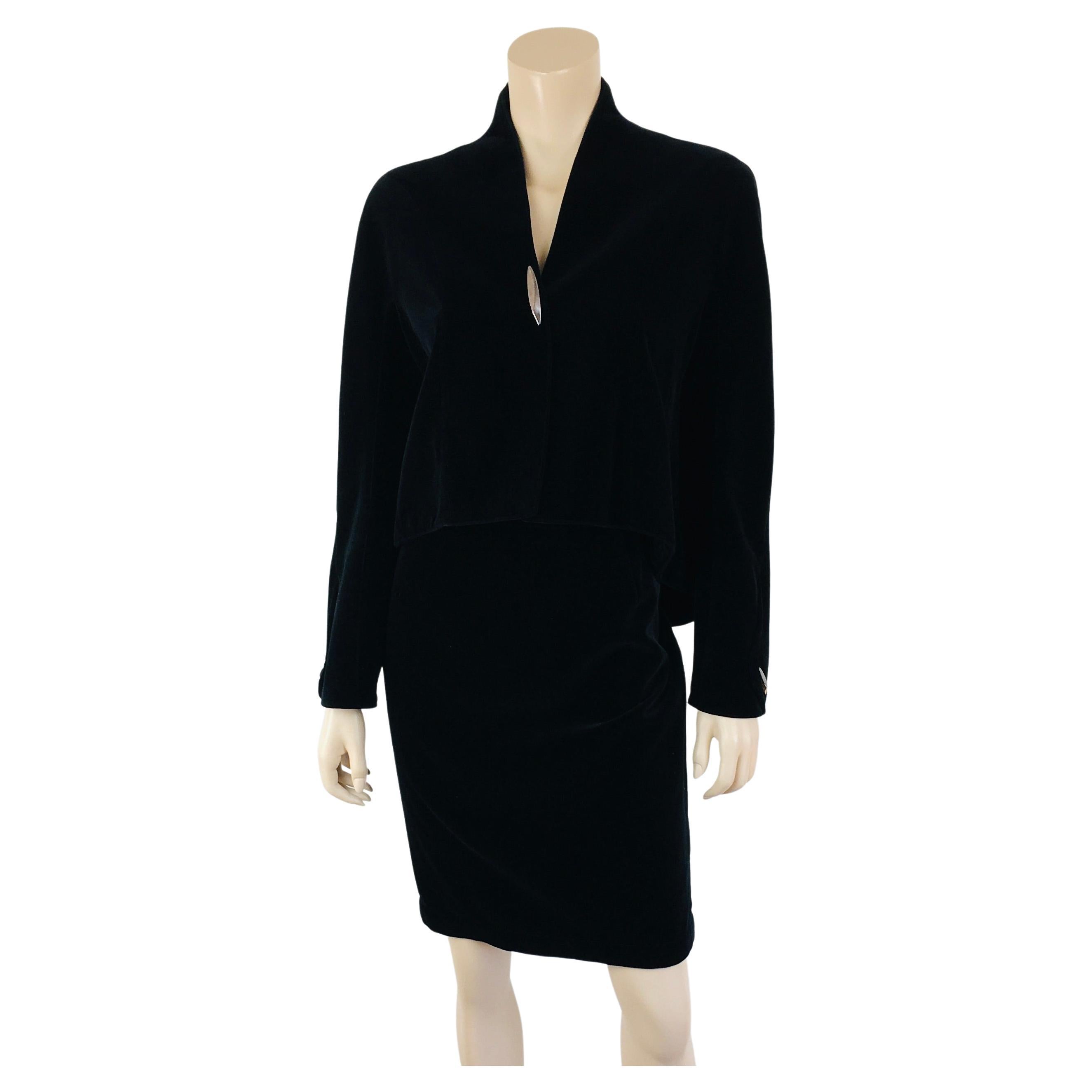 Tailleur Vintage Lasserre Paris - Veste + Jupe En Linen (Lin) - Taille 40/42 - Couleur Beige - Occasion TBE