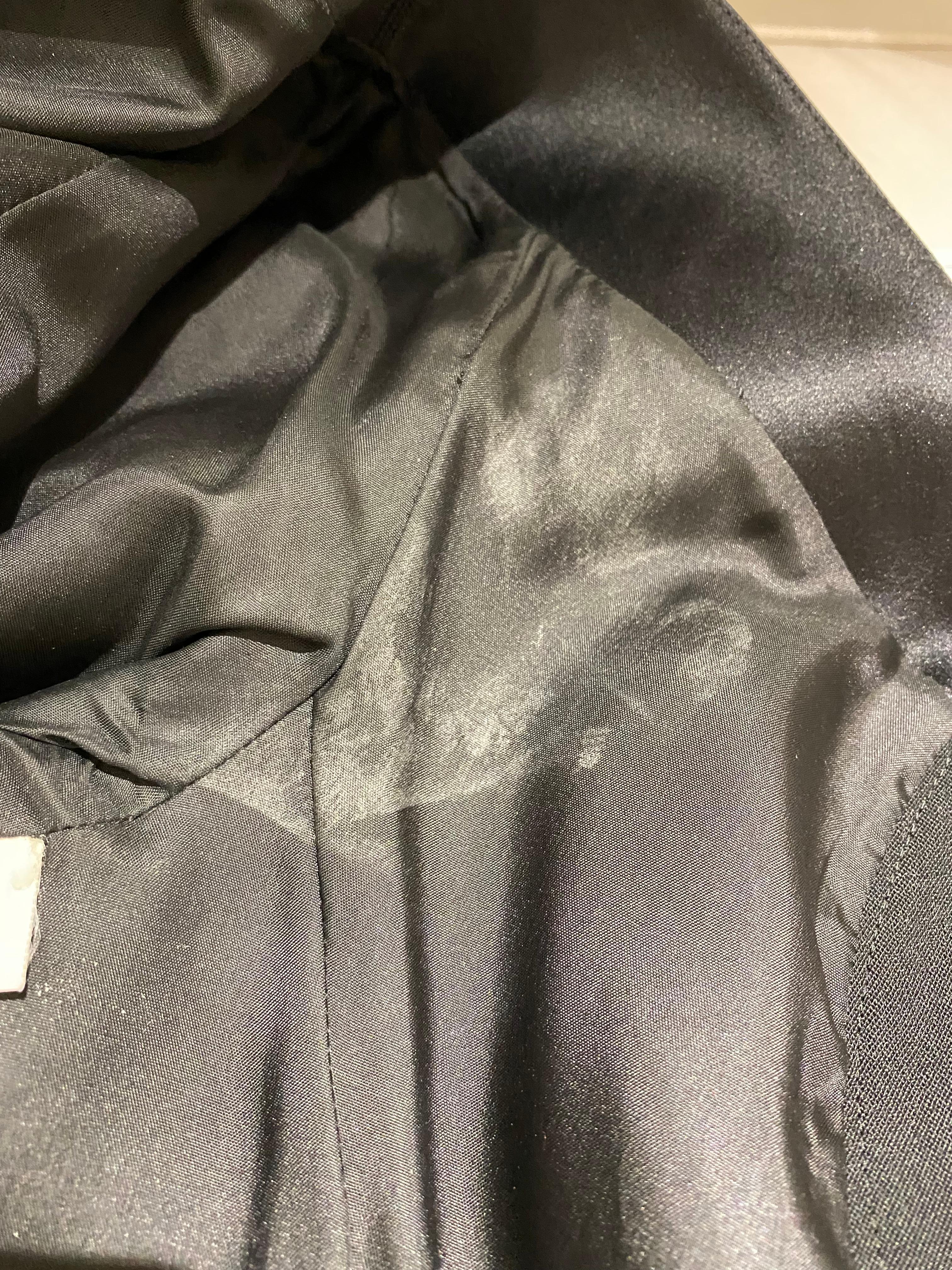 Vintage Thierry Mugler  Tailleur veste péplum ajusté noir en vente 3