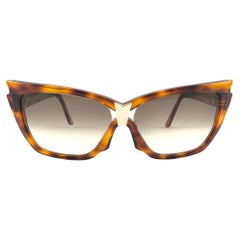 Retro Thierry Mugler Clichy Tortoise Cat Eye Medium 1980's Paris Sunglasses