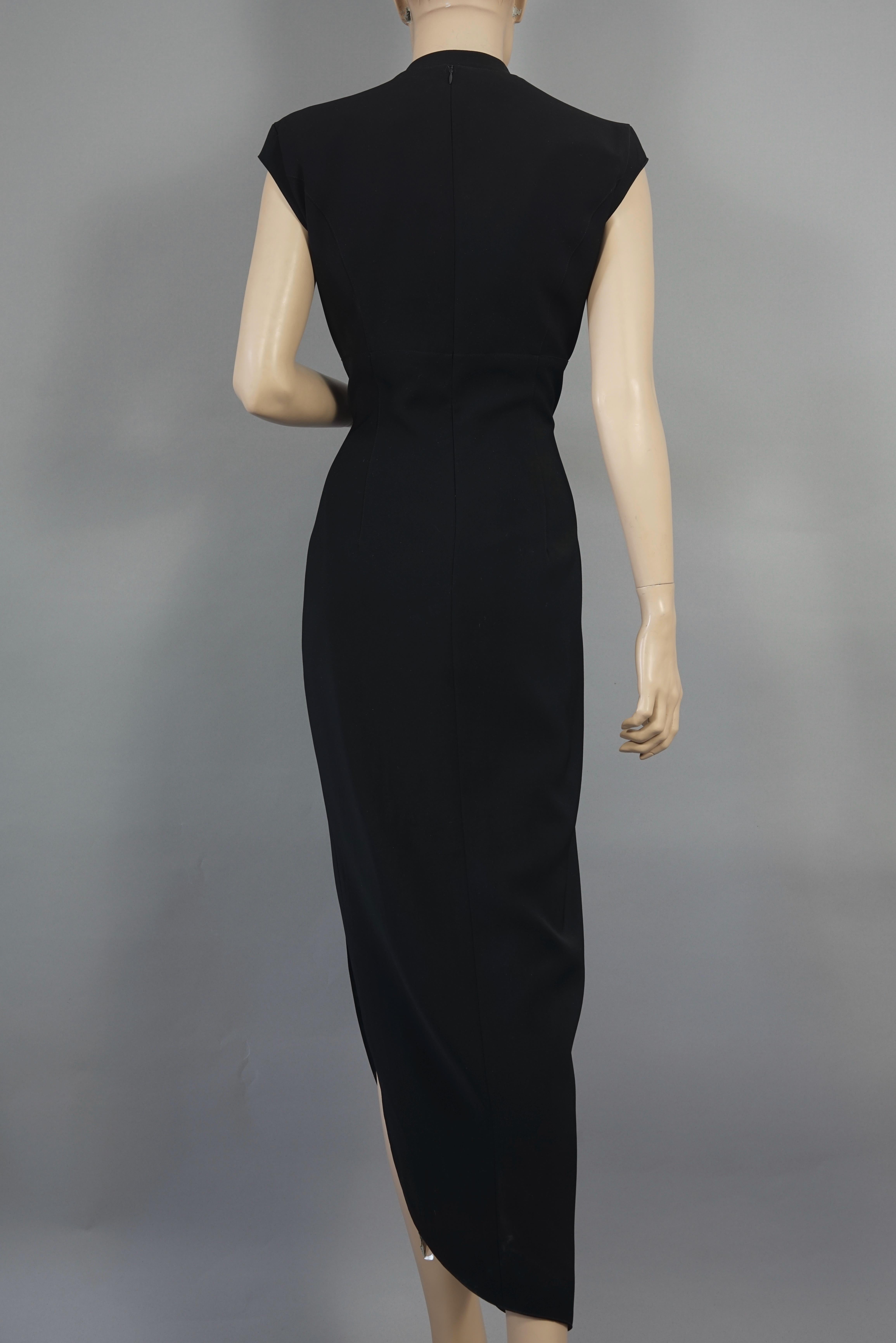 Vintage THIERRY MUGLER Cut Out Neckline Long Black Evening Dress In Good Condition In Kingersheim, Alsace