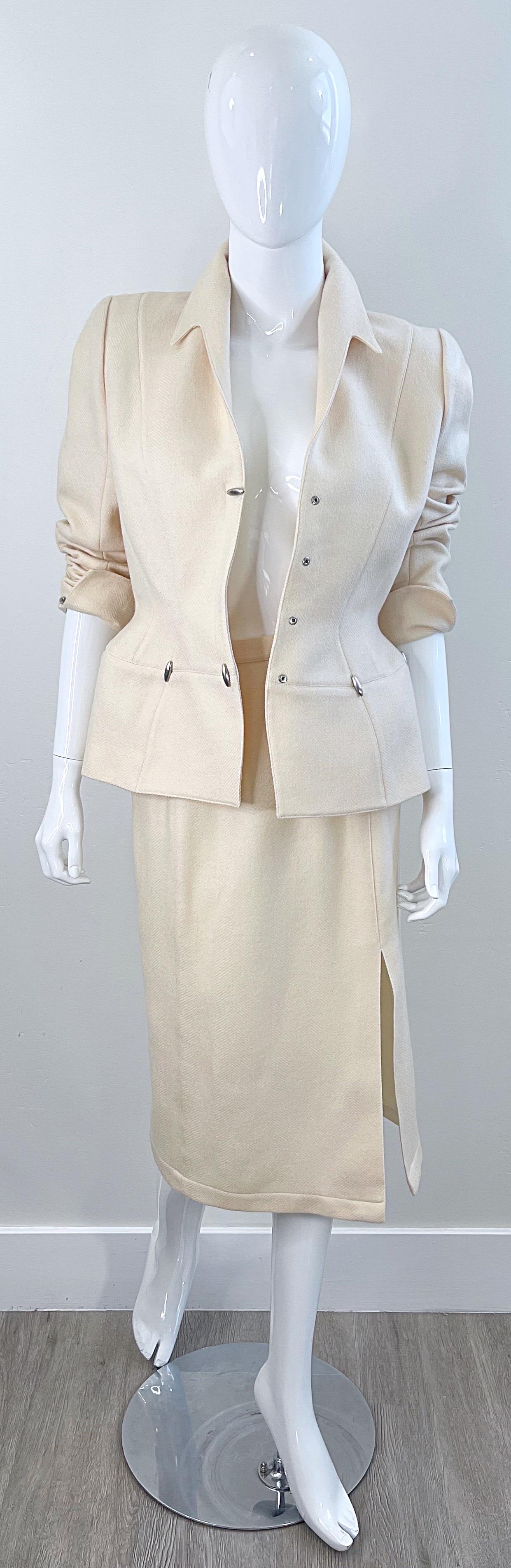 Vintage Thierry Mugler F/W 1989 Ivory Size 4 / 6 Wool Silver Bullet Skirt Suit  For Sale 8