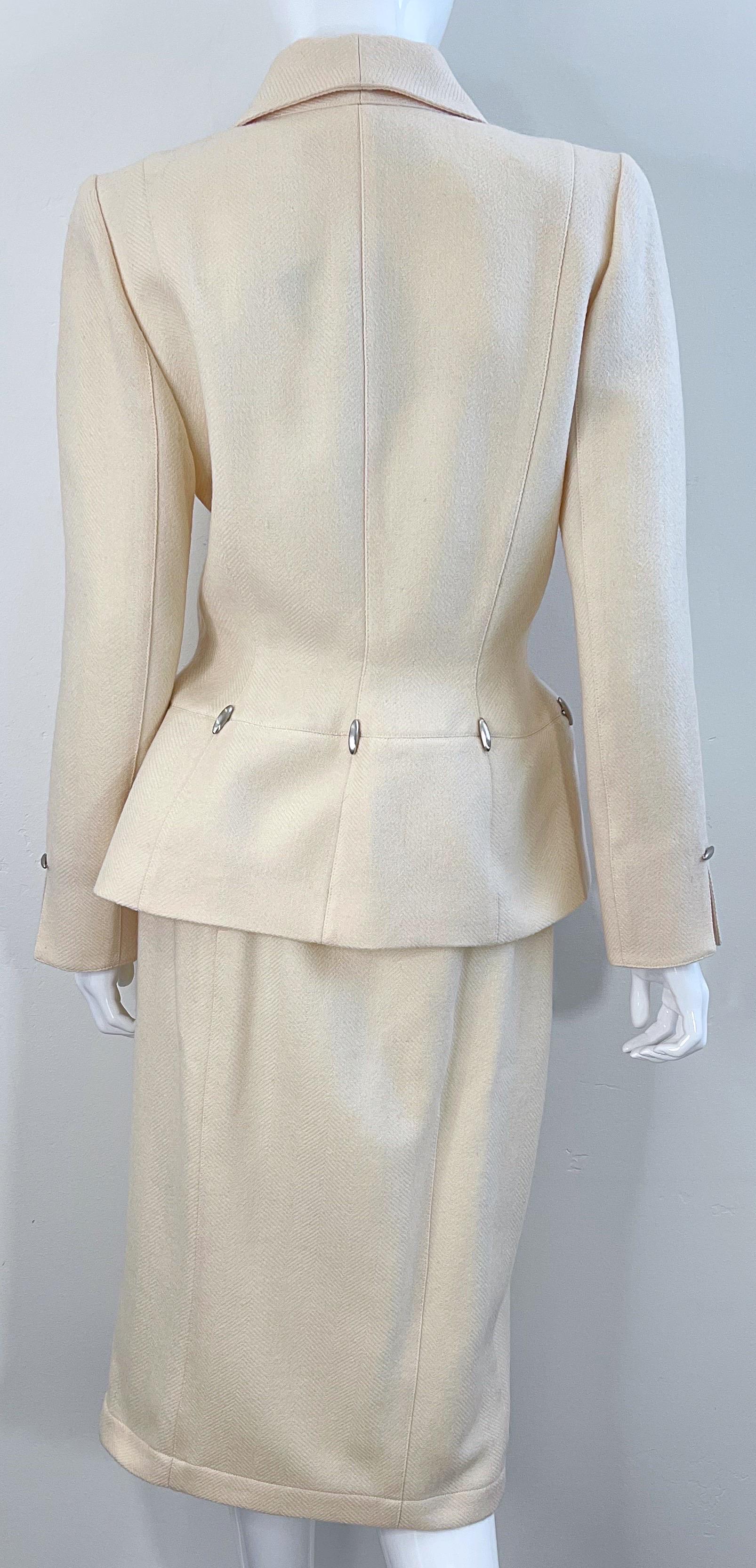 Vintage Thierry Mugler F/W 1989 Ivory Size 4 / 6 Wool Silver Bullet Skirt Suit  For Sale 9