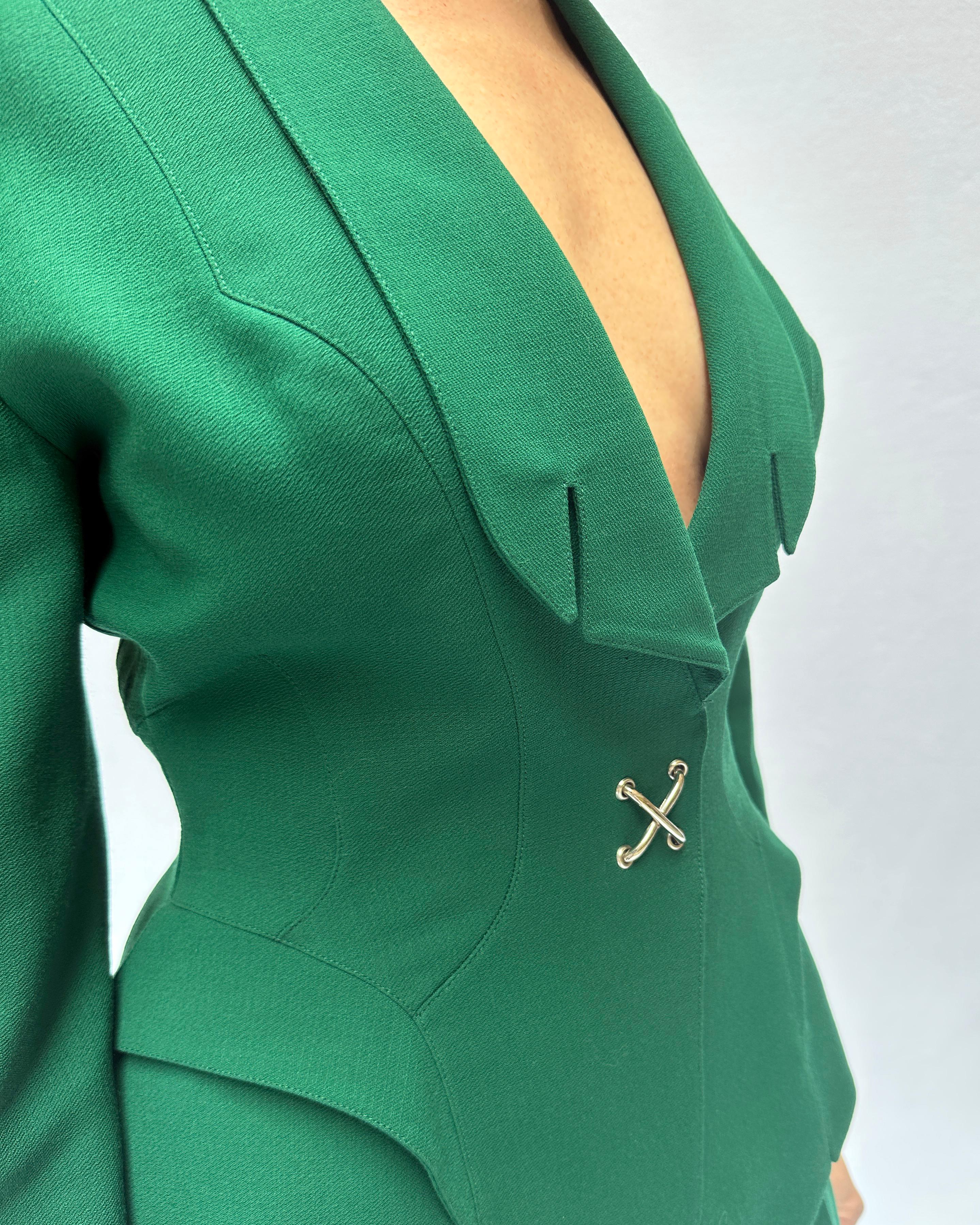 Vintage Thierry Mugler Fall 1992 Emerald Jacket + Pleated Skirt Suit For Sale 1