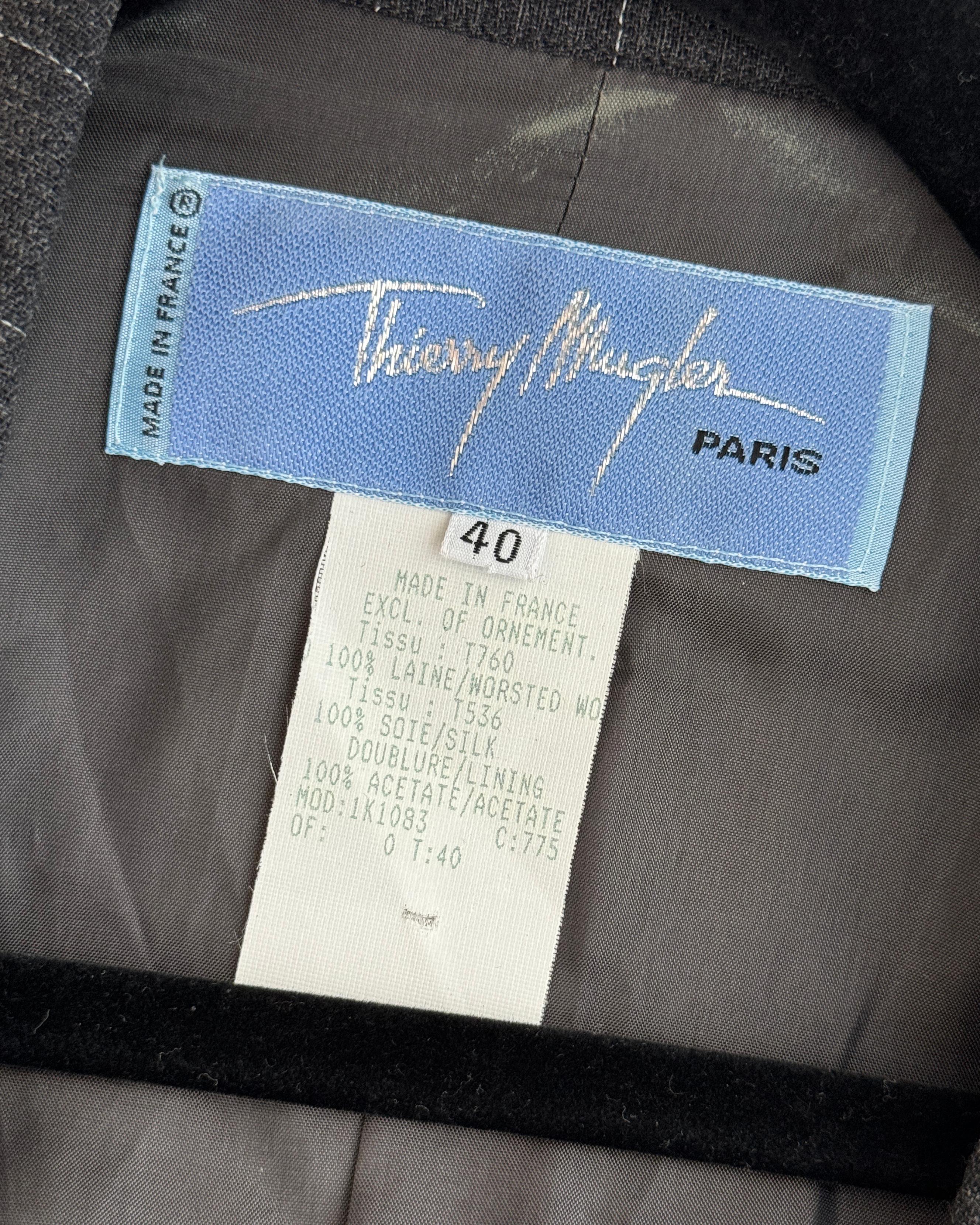 Vintage Thierry Mugler Fall 1995 Pinstripe Longline Jacket / Dress For Sale 10