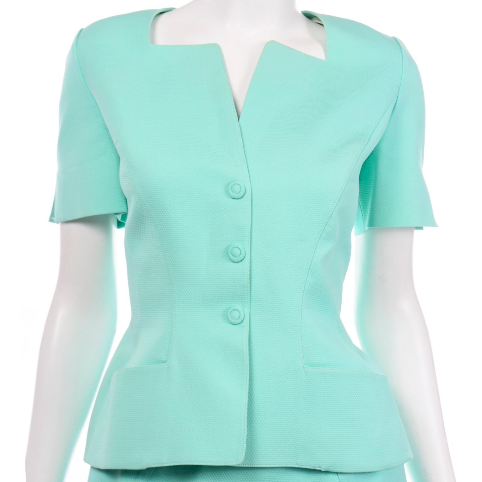 Vintage Thierry Mugler Mint Green Textured Skirt & SS Jacket Suit  In Excellent Condition For Sale In Portland, OR