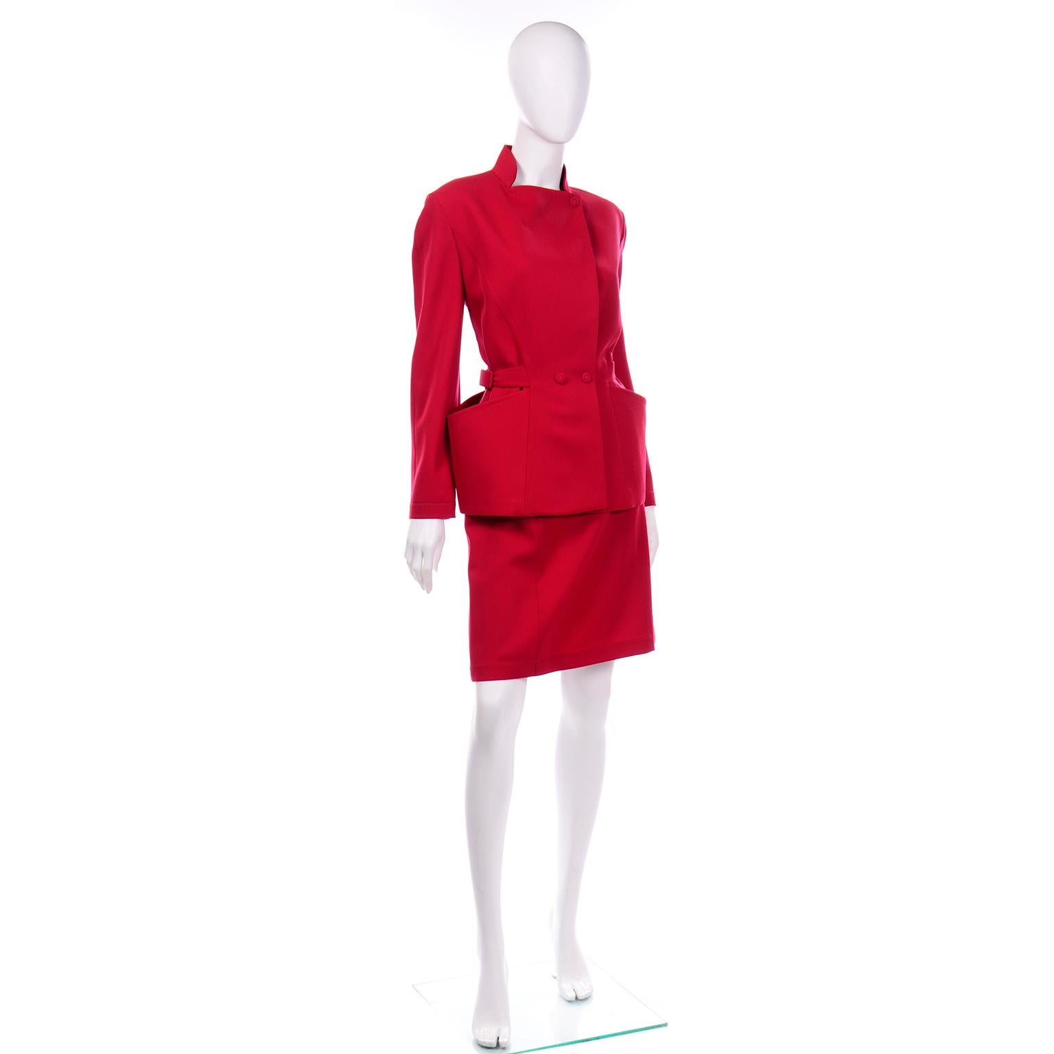 Rouge Tailleur jupe et veste en laine rouge cerise vintage Thierry Mugler Paris en vente