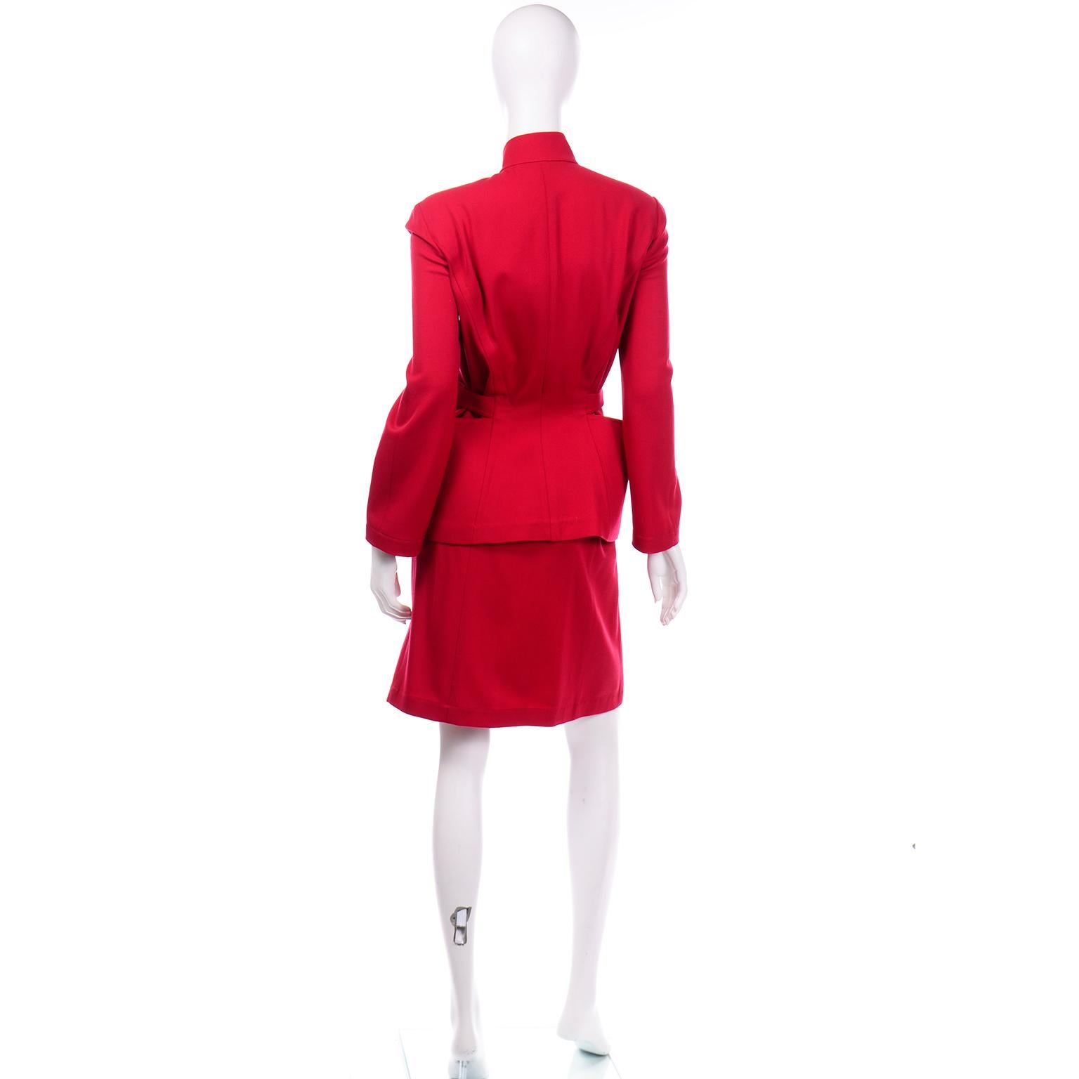 Tailleur jupe et veste en laine rouge cerise vintage Thierry Mugler Paris Excellent état - En vente à Portland, OR
