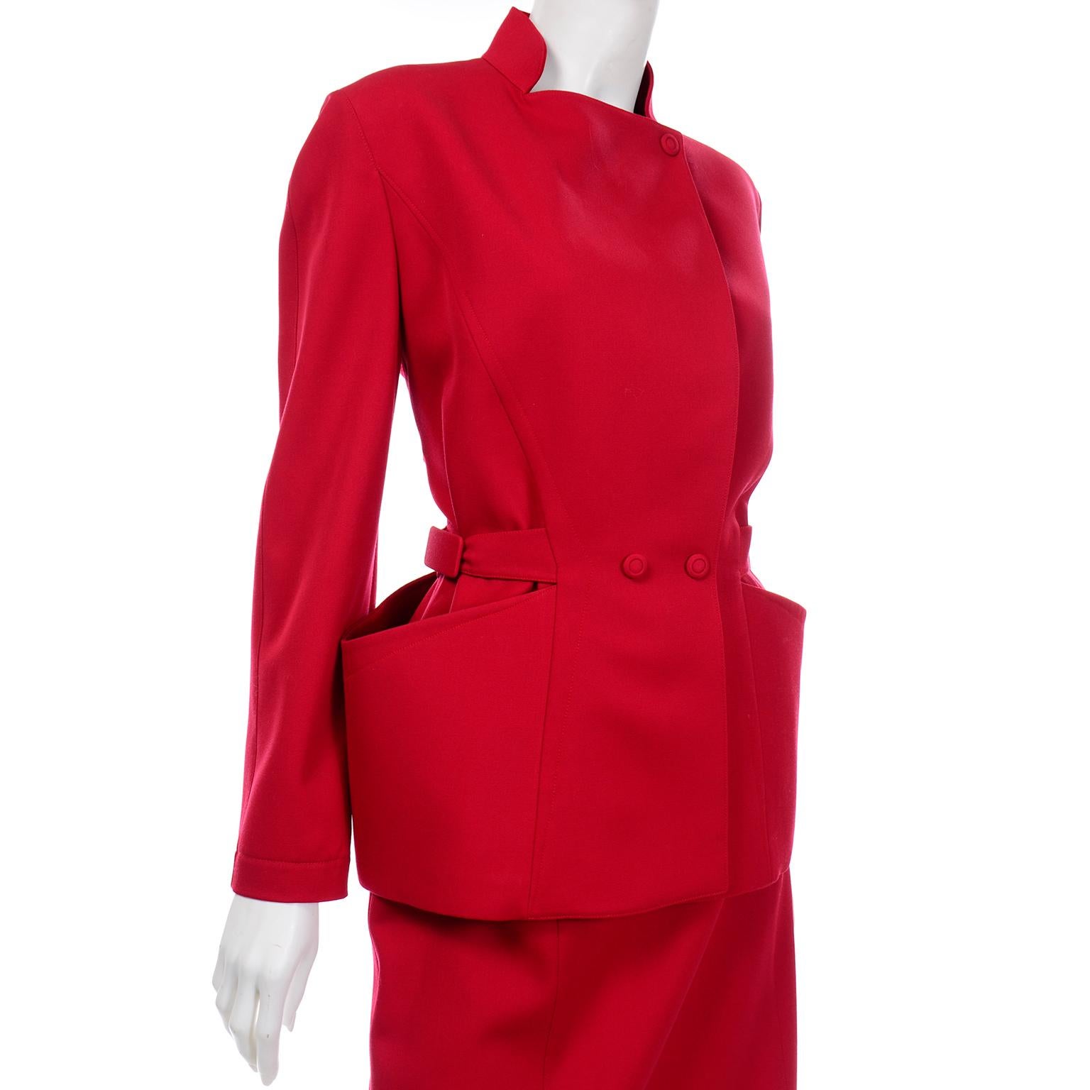 Tailleur jupe et veste en laine rouge cerise vintage Thierry Mugler Paris en vente 3