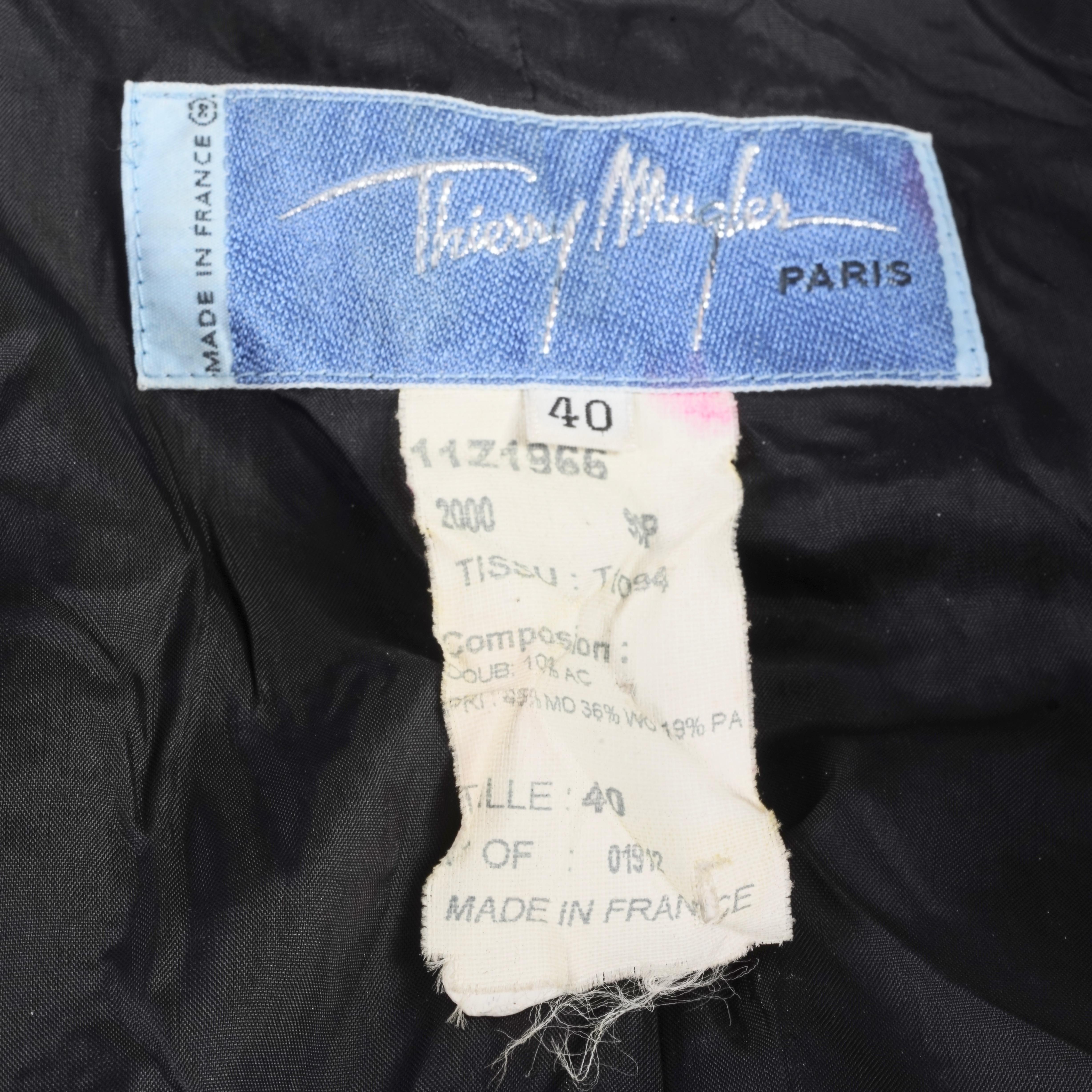 Vintage THIERRY MUGLER PARIS Mohair Fringe Scarf Collar Jacket For Sale 5
