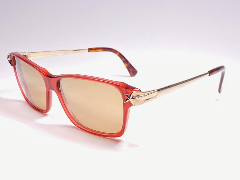 Lunettes De Soleil Vintage Jean Pierre Lamy - Forme Cat-eye Dorées, Verres Gris, 100% UV, Fait En France