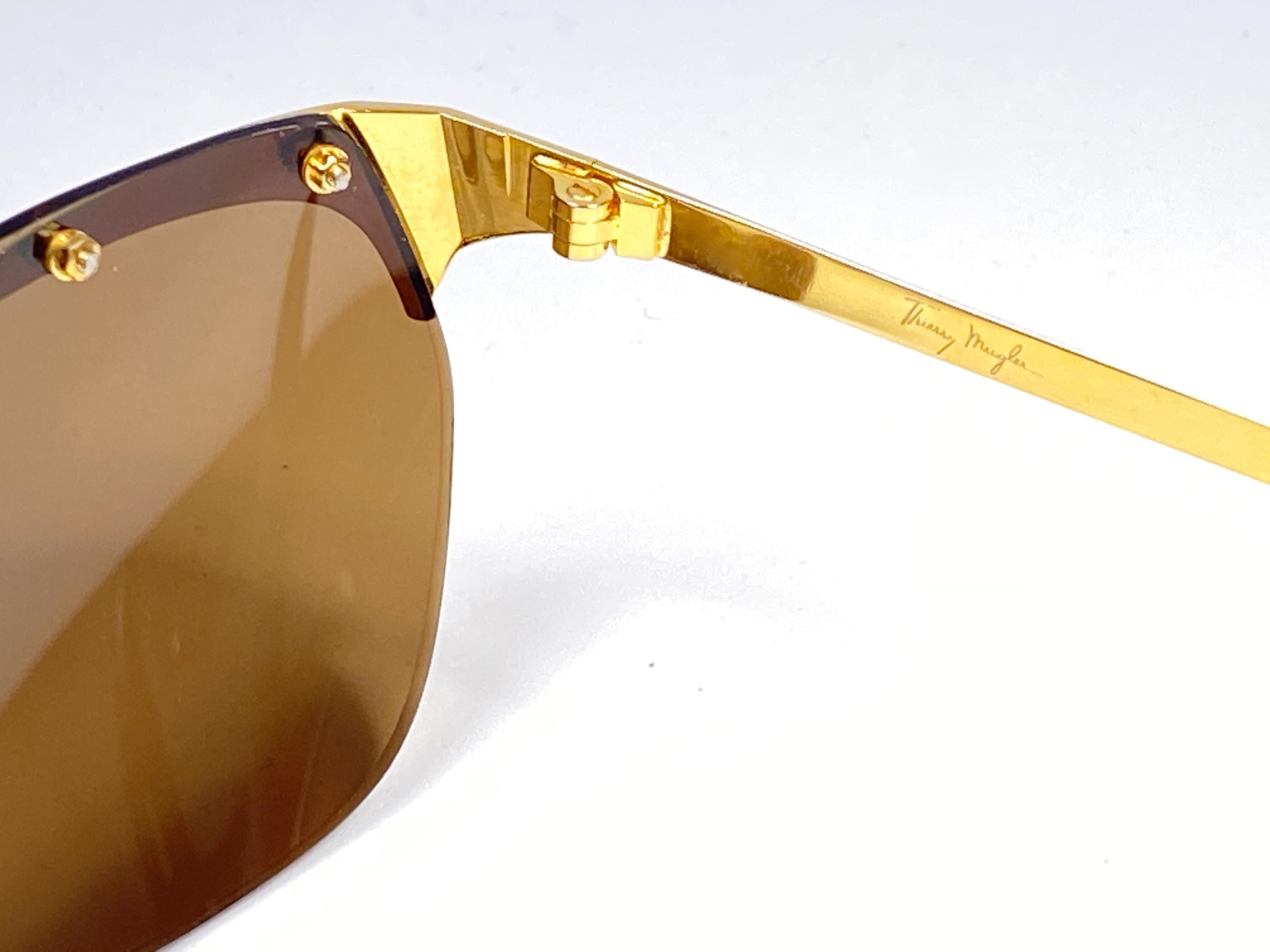 Vintage Thierry Mugler Rimless Gold Lenses Medium Size 1980's Paris Sunglasses In New Condition For Sale In Baleares, Baleares