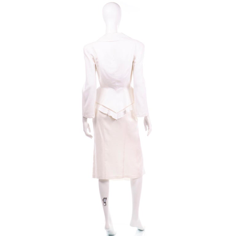Vintage Thierry Mugler White Linen Blend Skirt & Peplum Jacket Suit With Ruffles In Excellent Condition For Sale In Portland, OR