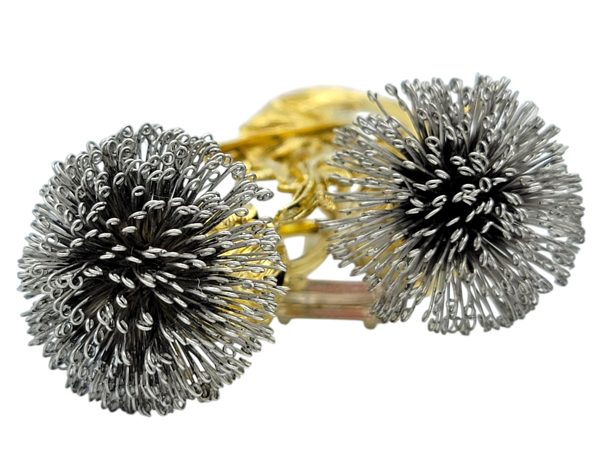 Contemporary Vintage Thistle Flower Brooch in Textured 18 Karat Yellow and White Gold For Sale