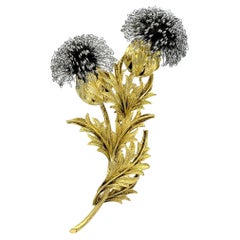 Vintage Distelblumenbrosche aus strukturiertem 18 Karat Gelb- und Weißgold