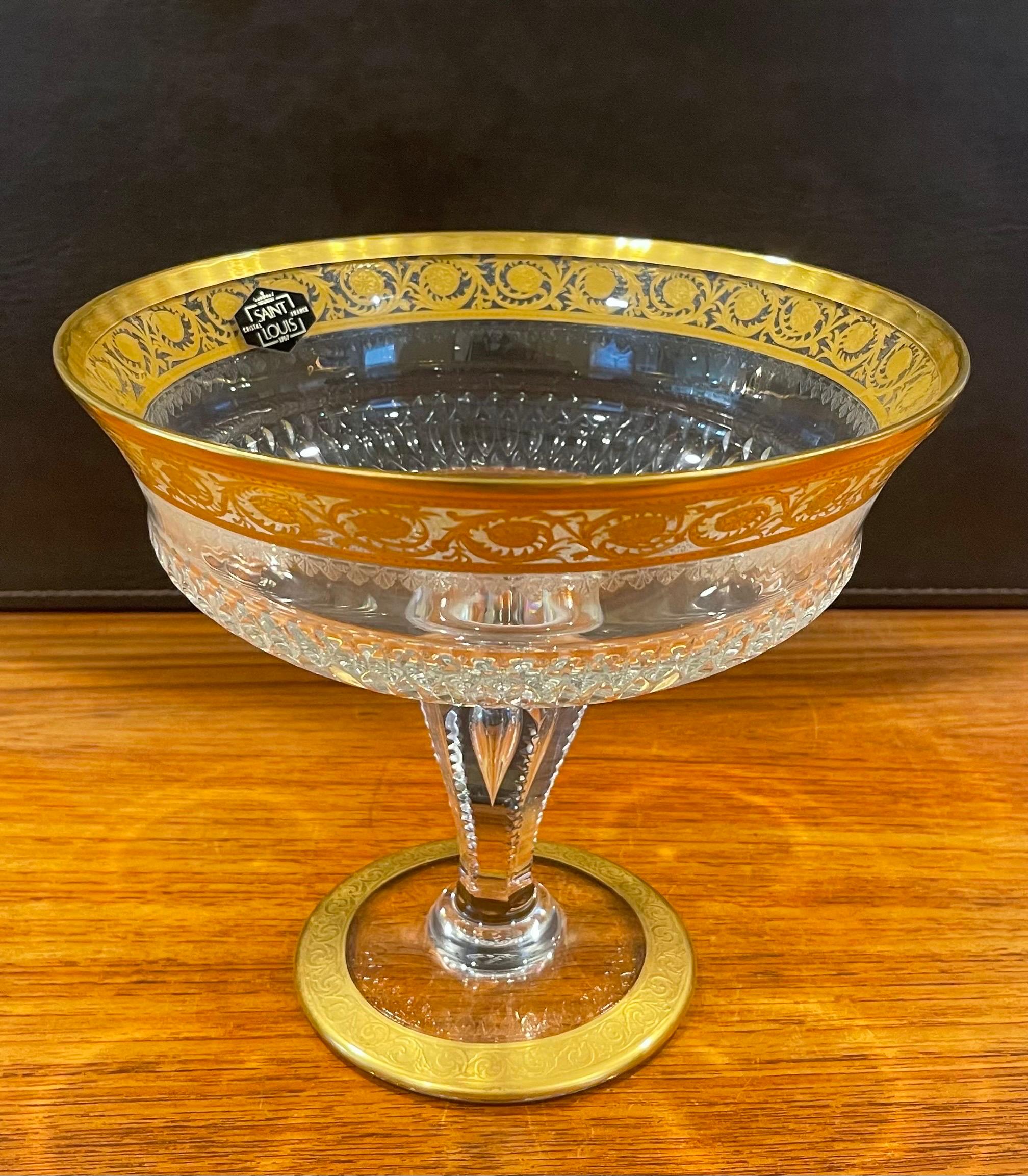 vintage crystal pedestal bowl