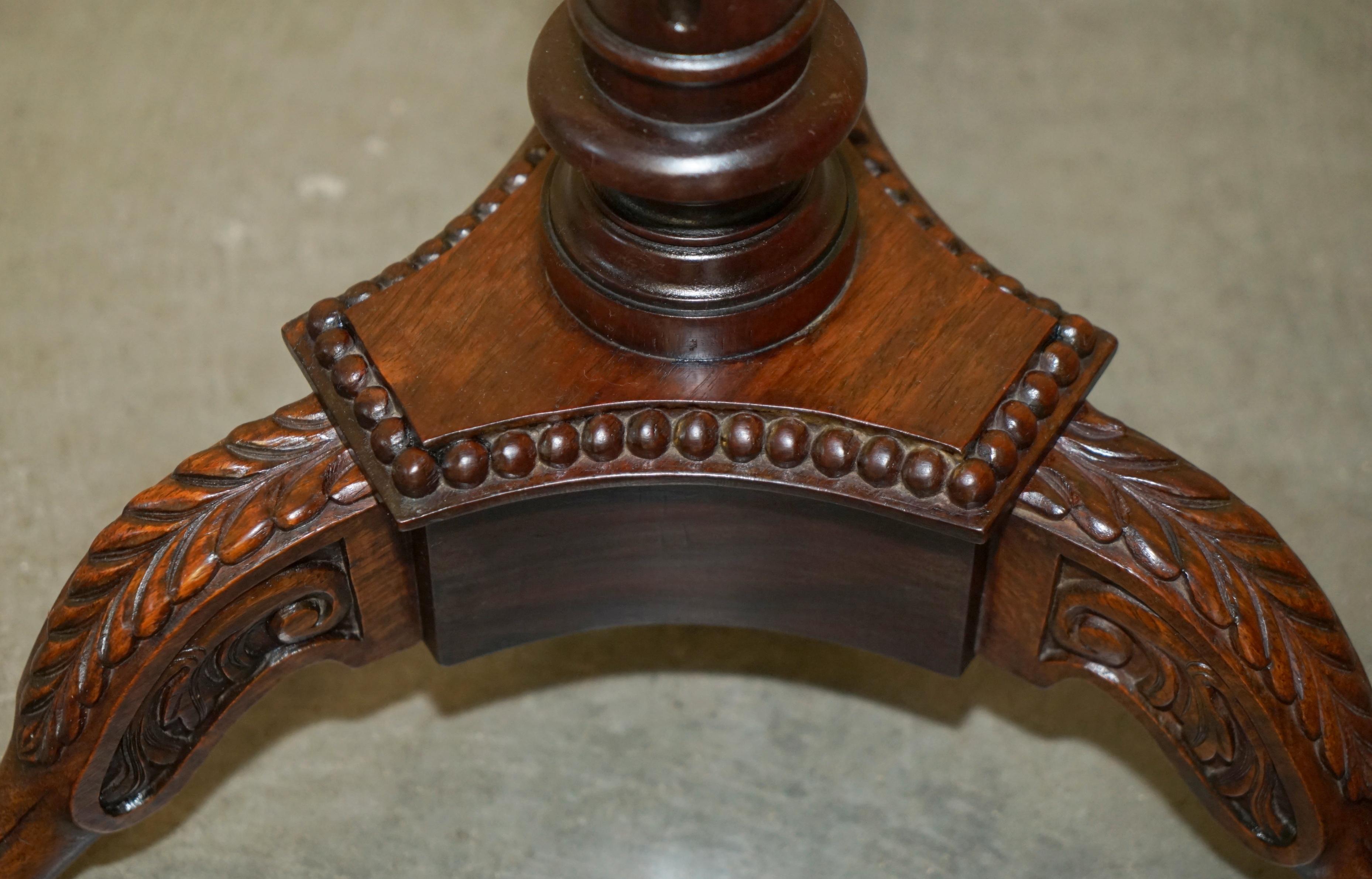 VINTAGE THOMAS CHIPPENDALE STYLE PiE CRUST EDGE KETTLE STAND TRIPOD SIDE TABLE For Sale 6