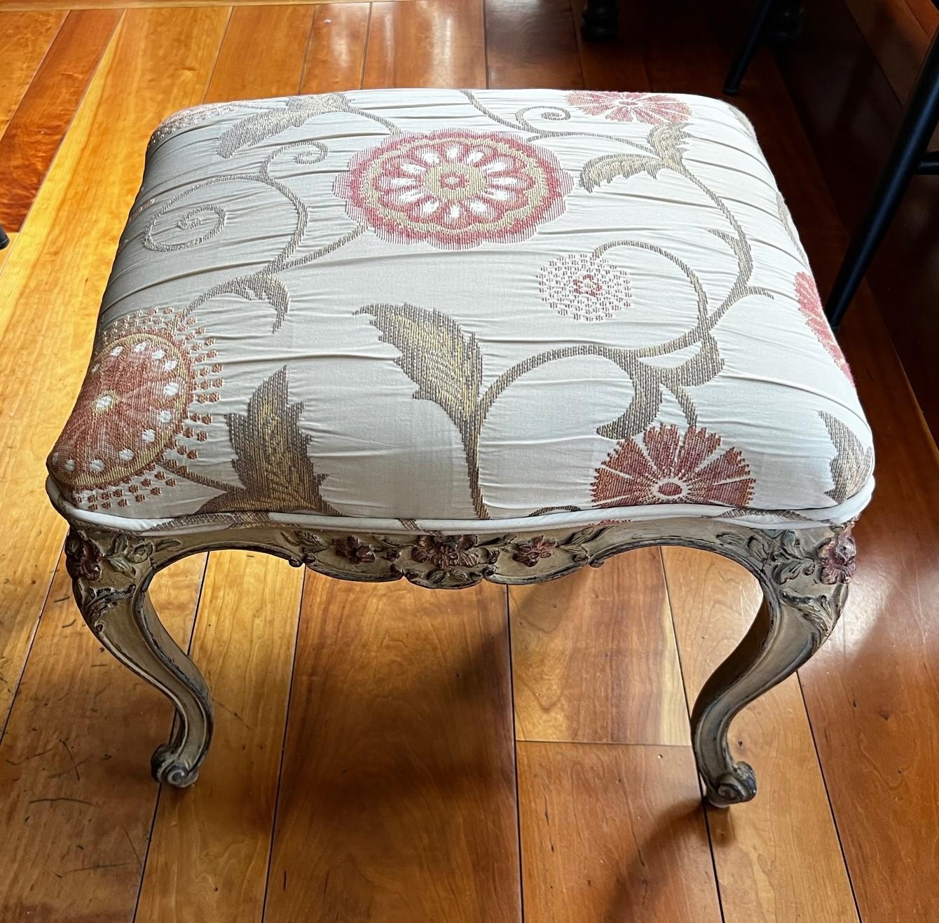 Vintage Thomas De Angelis Stool with Floral Carving and Italian Tapestry Fabric  4