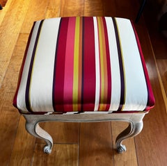Tabouret vintage Thomas De Angelis en tissu rayé de soie Manuel Canovas