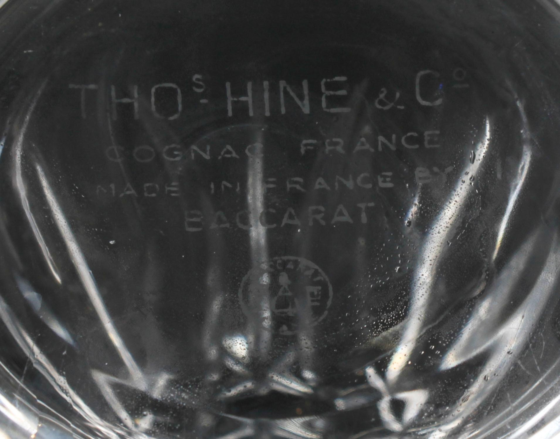 Decanter di cristallo Thomas Hine Cognac vintage di Baccarat della metà del XX secolo in vendita 8