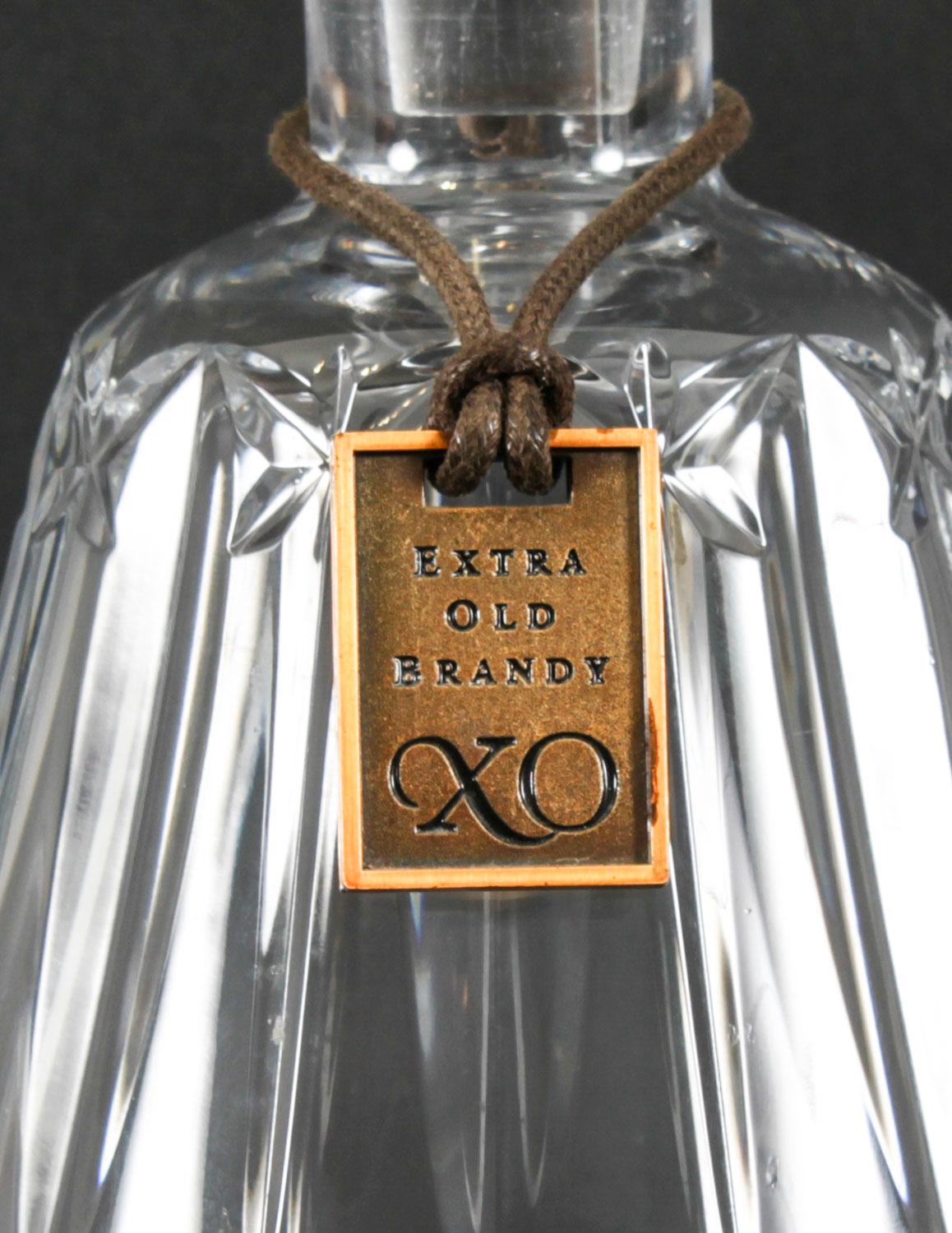 Decanter di cristallo Thomas Hine Cognac vintage di Baccarat della metà del XX secolo In condizioni buone in vendita a London, GB
