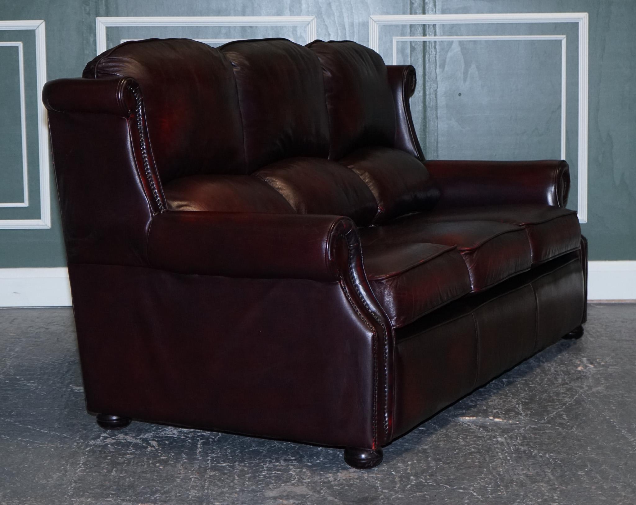 Vintage Thomas Lloyd Burgundy Leather 3 Seater Sofa For Sale 5