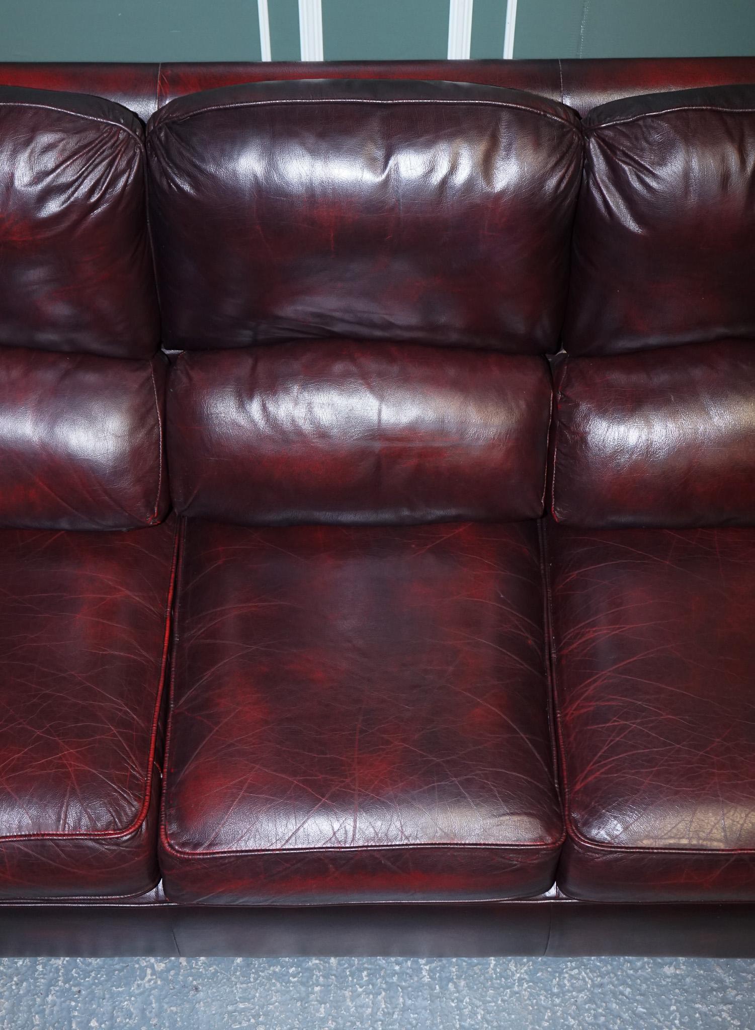 20th Century Vintage Thomas Lloyd Burgundy Leather 3 Seater Sofa For Sale