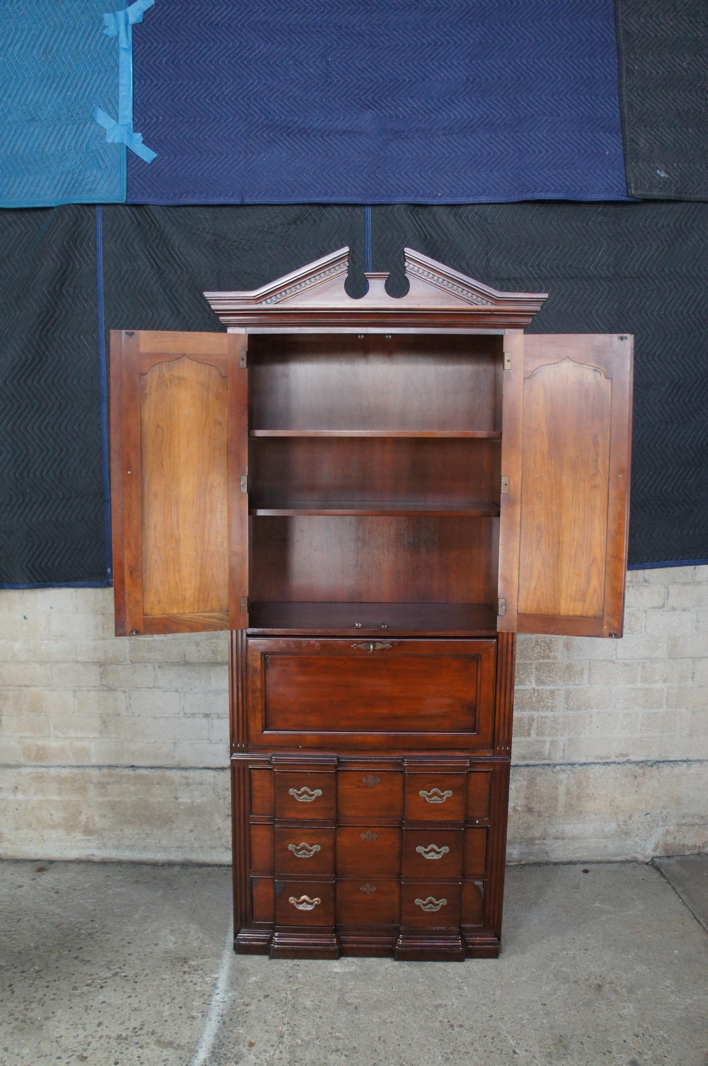 Vintage Thomasville Cherry Blockfront Secretary Bookcase Cabinet Dry Bar Cabinet For Sale 6